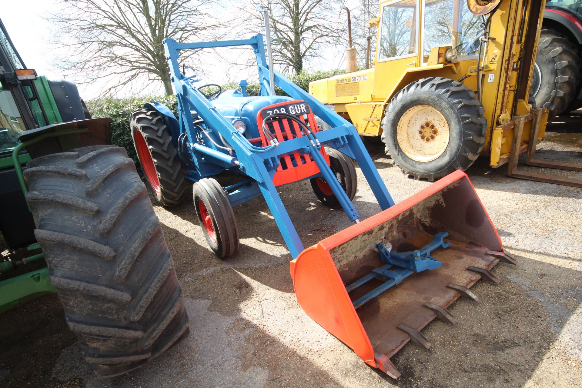 Fordson Power Major 2WD tractor. Registration 708 GUR (no paperwork). 12.4-36 rear wheels and - Image 3 of 54