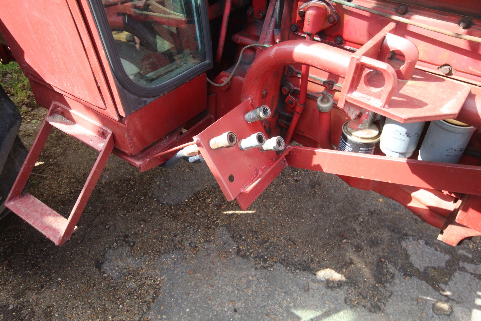 International Hydro 84 2WD tractor. Registration RGV 594W. Date of first registration 19/03/1981. - Image 13 of 62