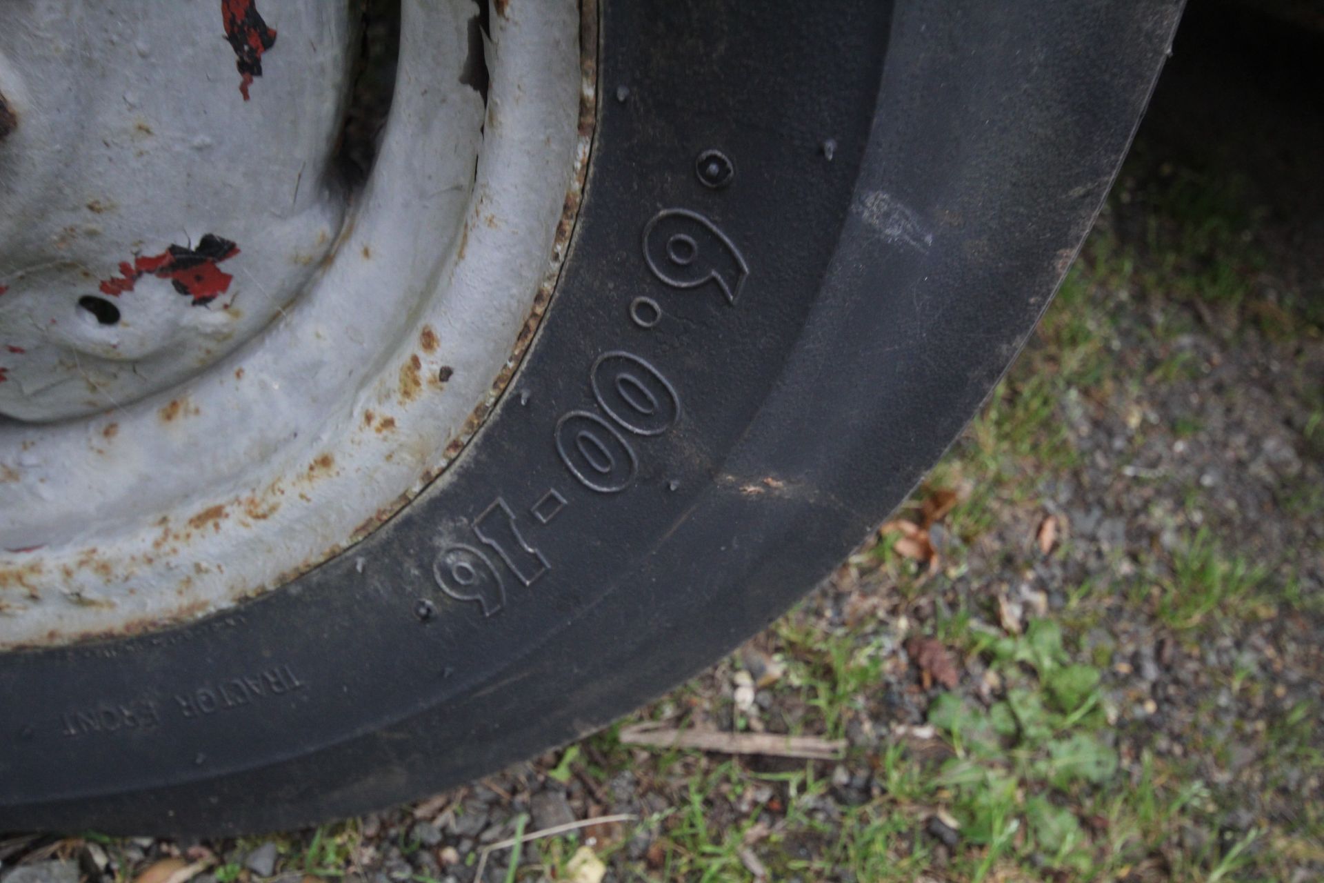 Ferguson LJEA-40 30cwt tipping trailer. Badged. Serial number 1371. For restoration. - Image 14 of 16