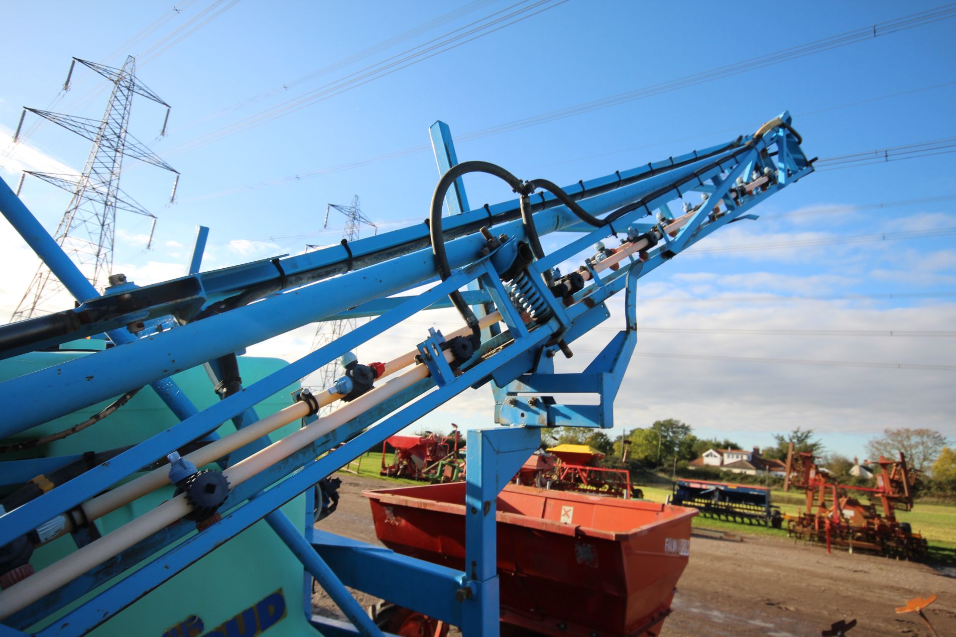 Berthoud Auto-Regleur MAC12 20m mounted sprayer. 2009. Single line boom with quad nozzle bodies. - Image 14 of 28