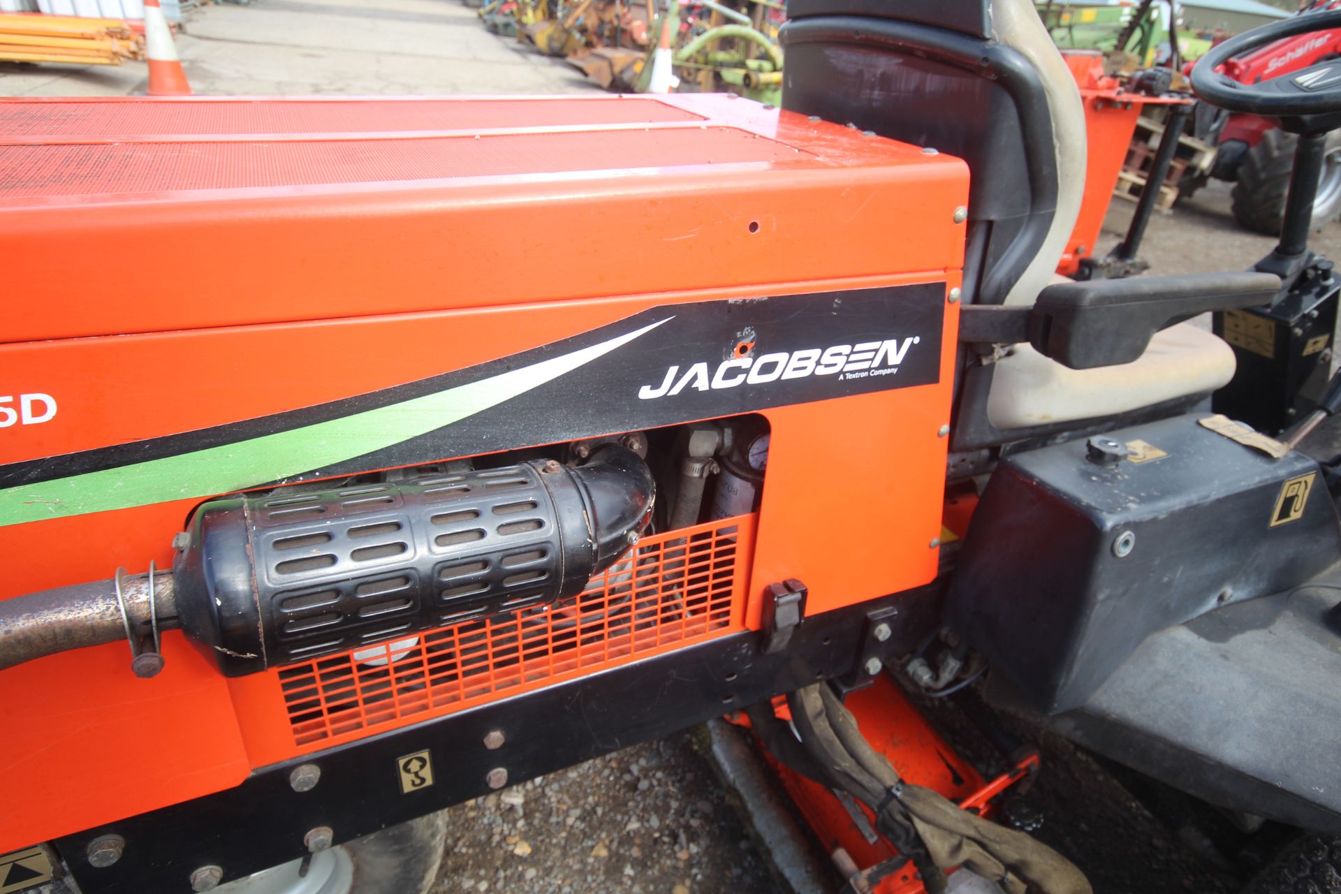 Ransomes Jacobson T-Plex 185 D 3WD triple gang fine-cut ride-on mower. 2,690 hours. With - Image 13 of 24