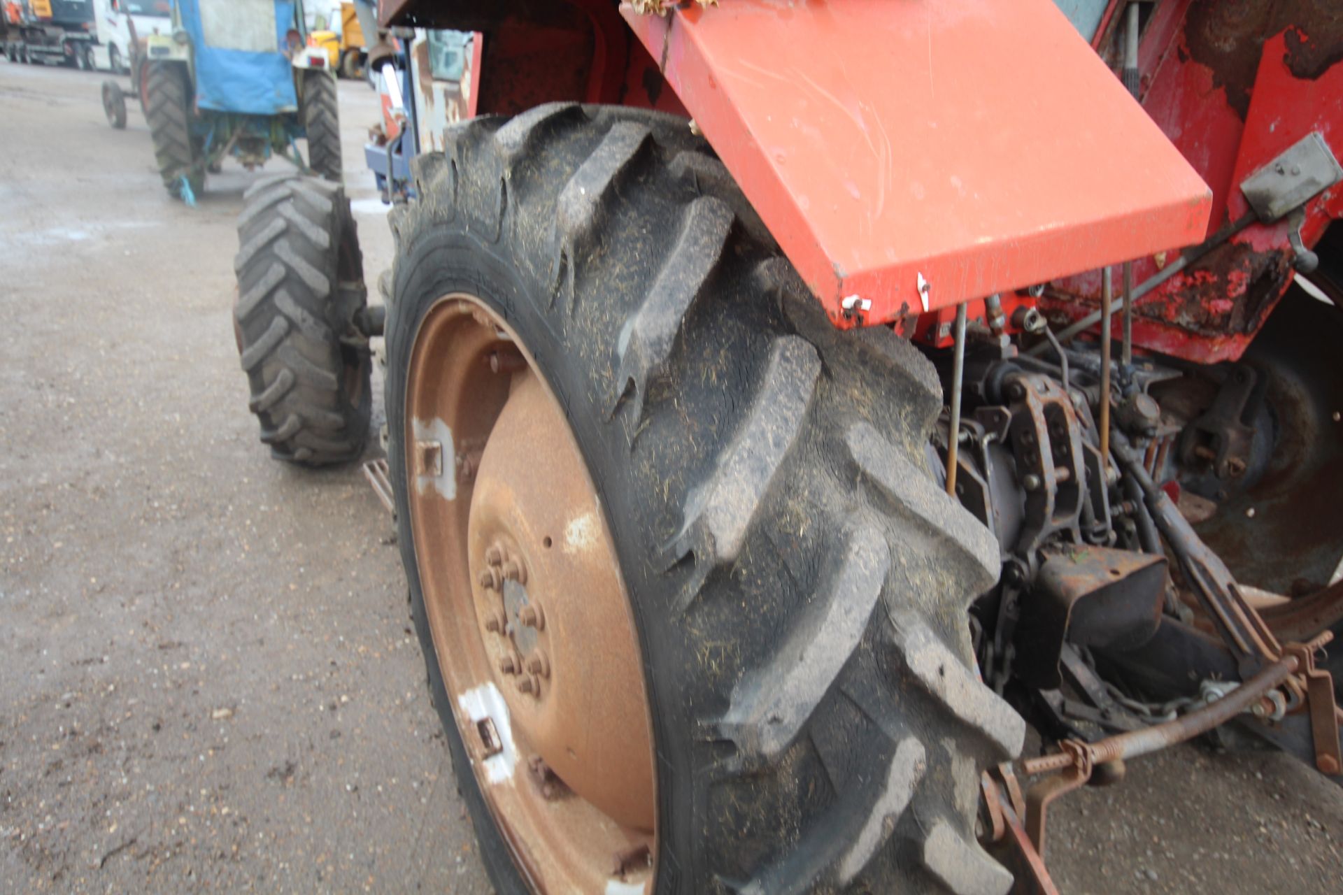 Massey Ferguson 698 4WD tractor. Registration DVF 568Y. Date of first registration 04/01/1983. 6,591 - Image 20 of 58