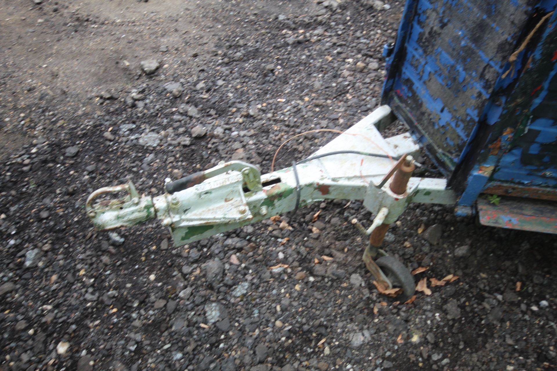 Twin axle horse box. - Image 5 of 37