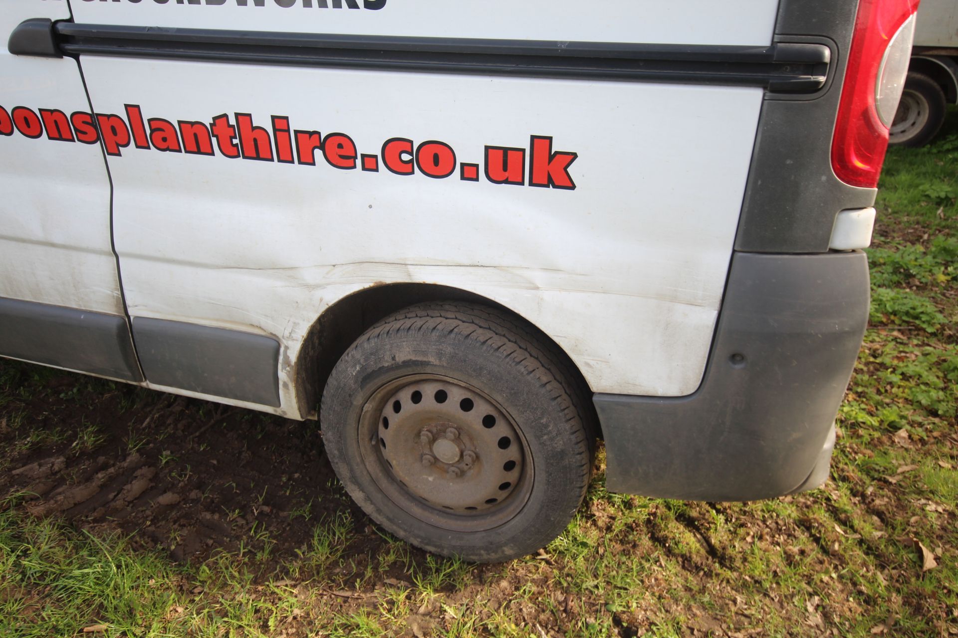 Renault Traffic 2700 2L diesel manual van. Registration AE58 DZW. Date of first registration 22/09/ - Image 23 of 50