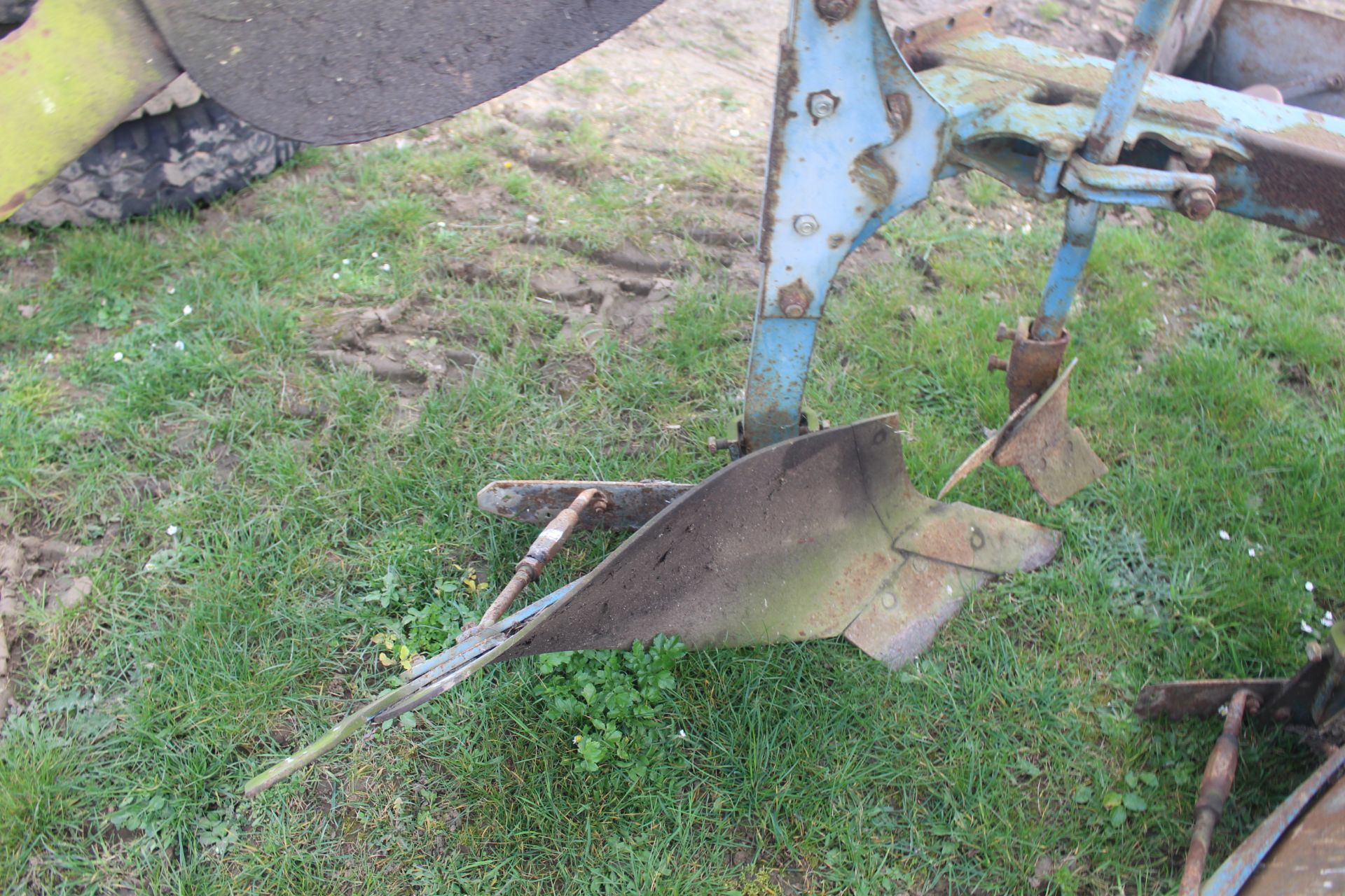 Lemken DL3+1F reversible plough. For sale due to retirement. V - Image 13 of 24