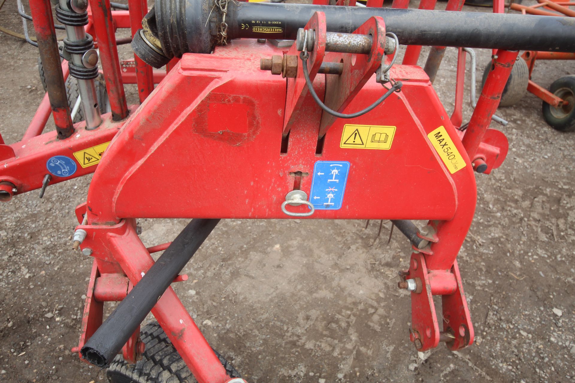 Lely Hibiscus 458S single rotor rake. Serial number 0003127837. V - Image 2 of 15