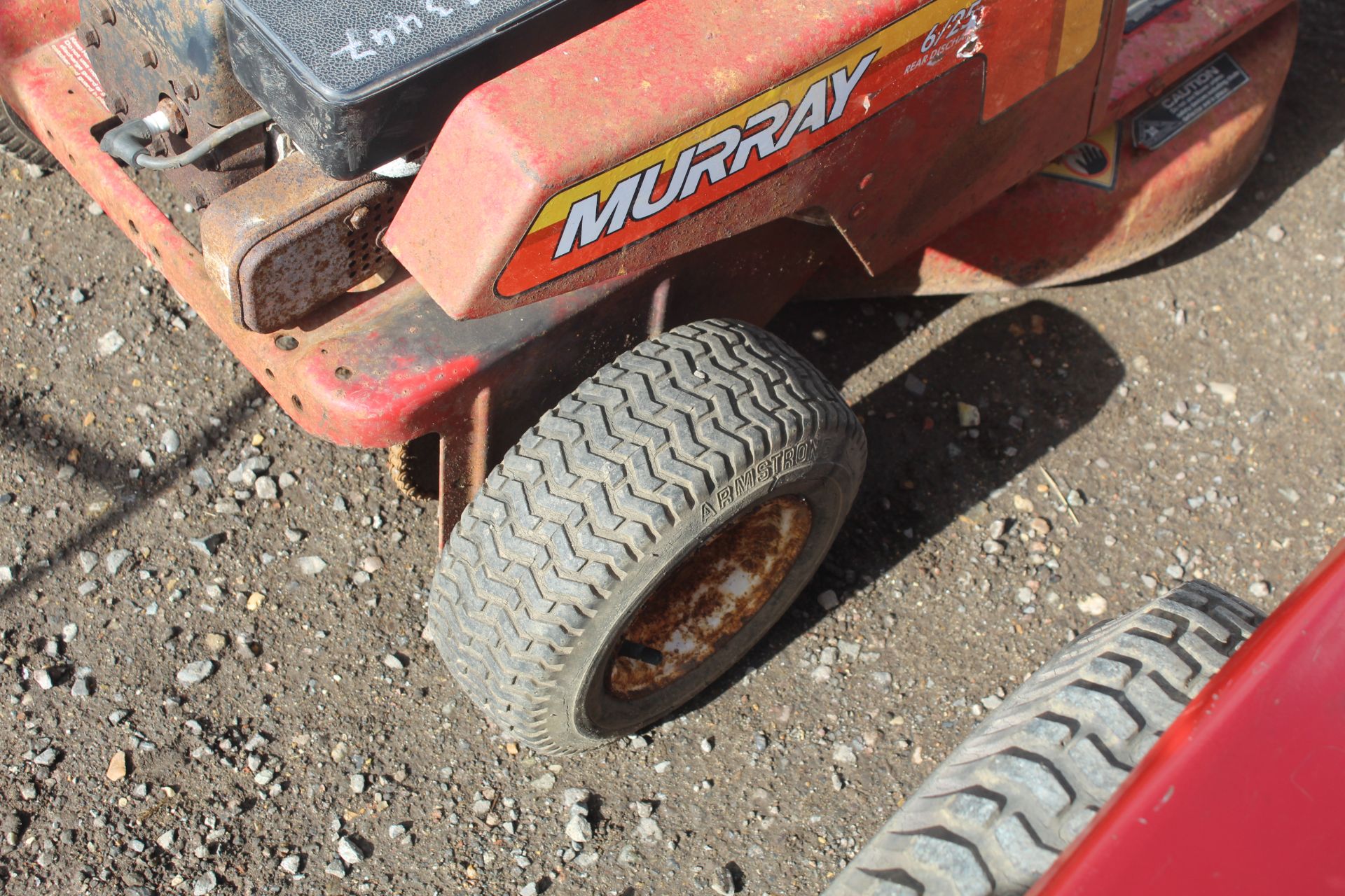 Murray 6/25 ride-on mower. Serial number 041202. V - Image 10 of 15