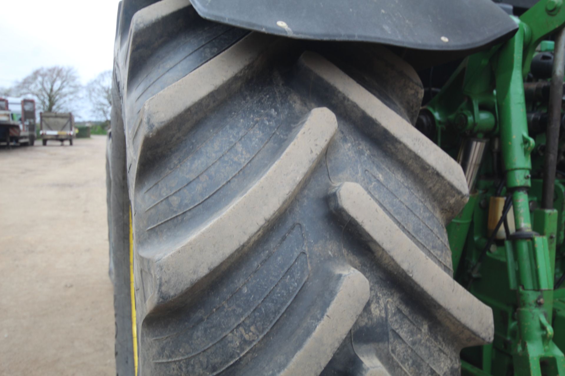 John Deere 6900 4WD tractor. Registration R952 LEL. Date of first registration 01/08/1997. 11,230 - Image 27 of 76