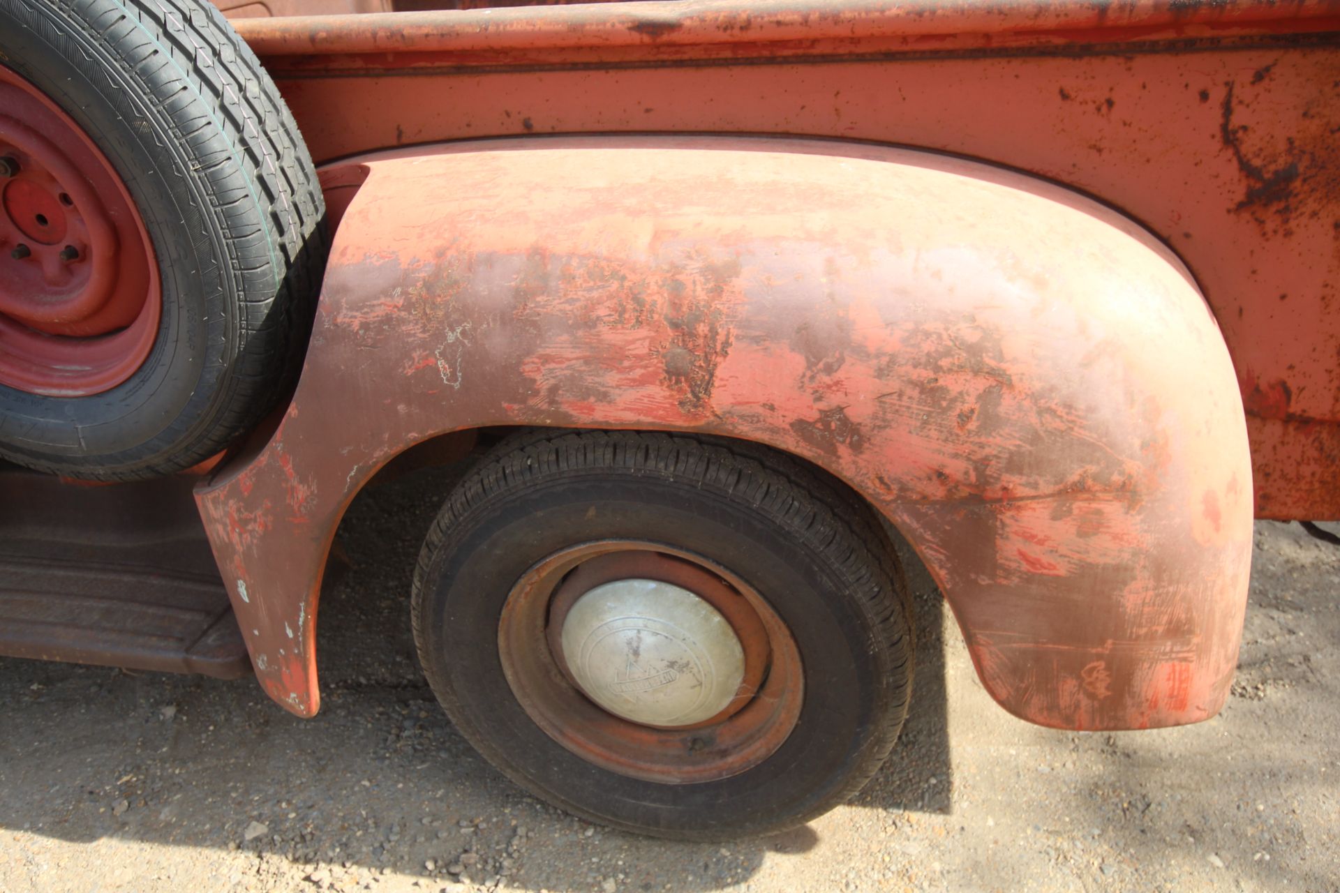 International R100 petrol pick-up. Registration 161 XVY. 1954. Vendor reports a lot of - Image 24 of 54