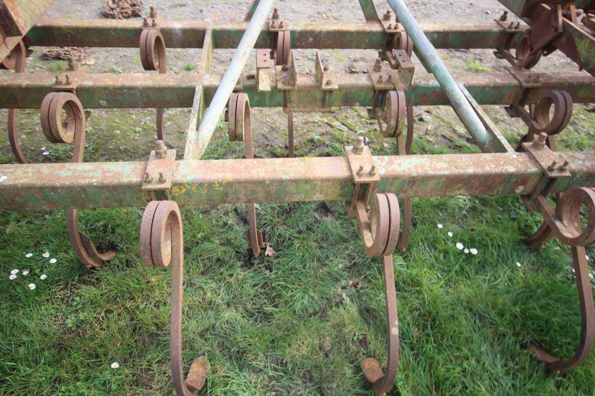 6m manual fold pigtail cultivator. - Image 8 of 14
