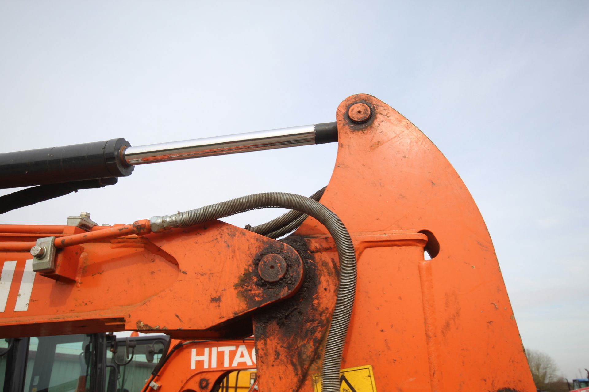 Hitachi Z-Axis 26U-5a 2.6T rubber track excavator. 2018. 2,061 hours. Serial number HCM - Bild 9 aus 61