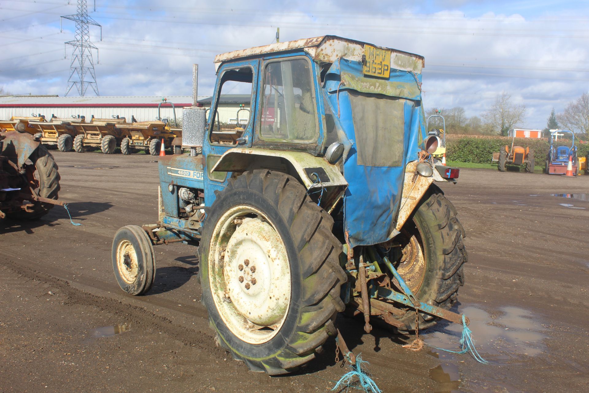 Ford 4600 2WD tractor. Registration MPV 963P. Date of first registration 01/03/1976. Serial number - Image 4 of 42