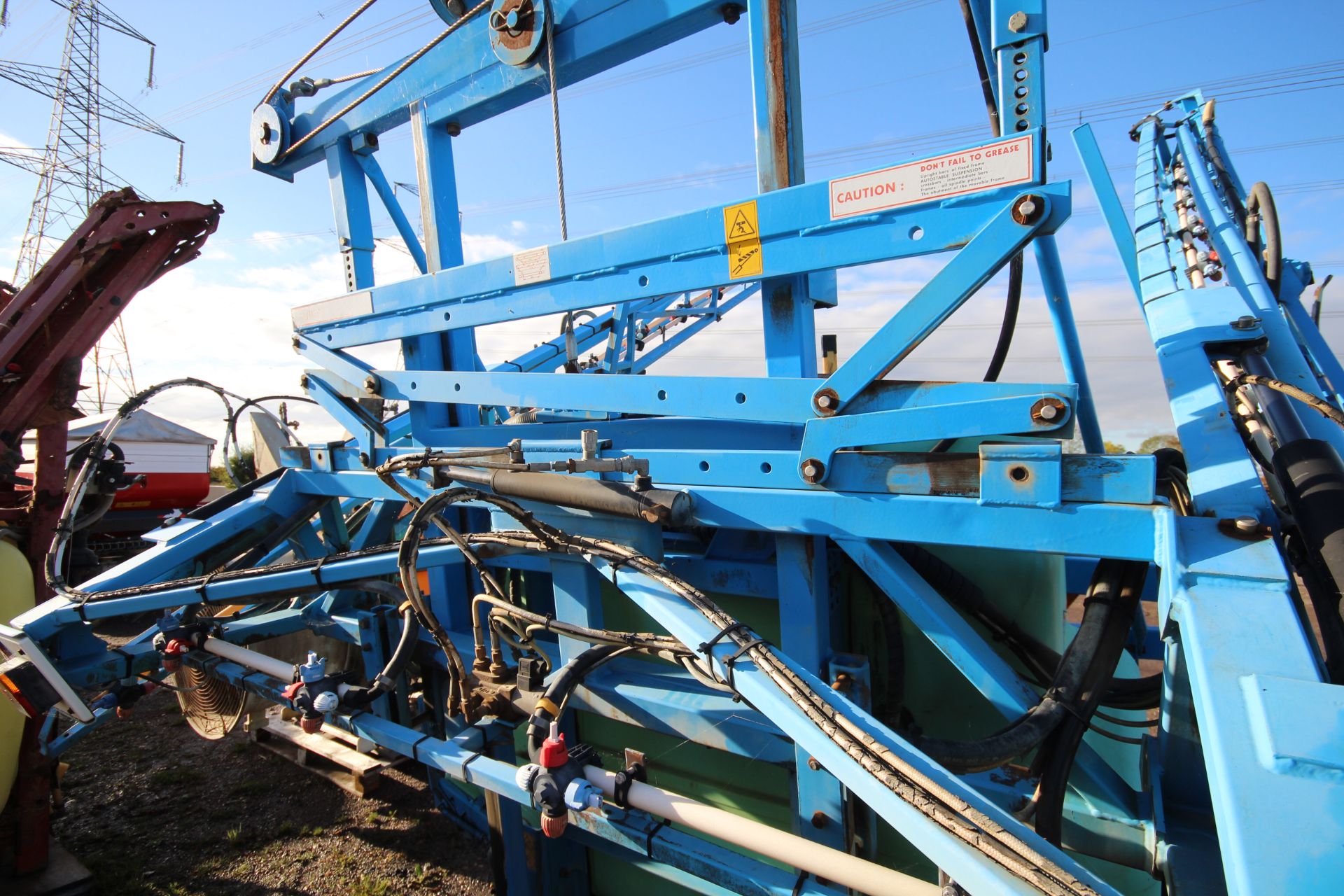 Berthoud Auto-Regleur MAC12 20m mounted sprayer. 2009. Single line boom with quad nozzle bodies. - Image 17 of 28