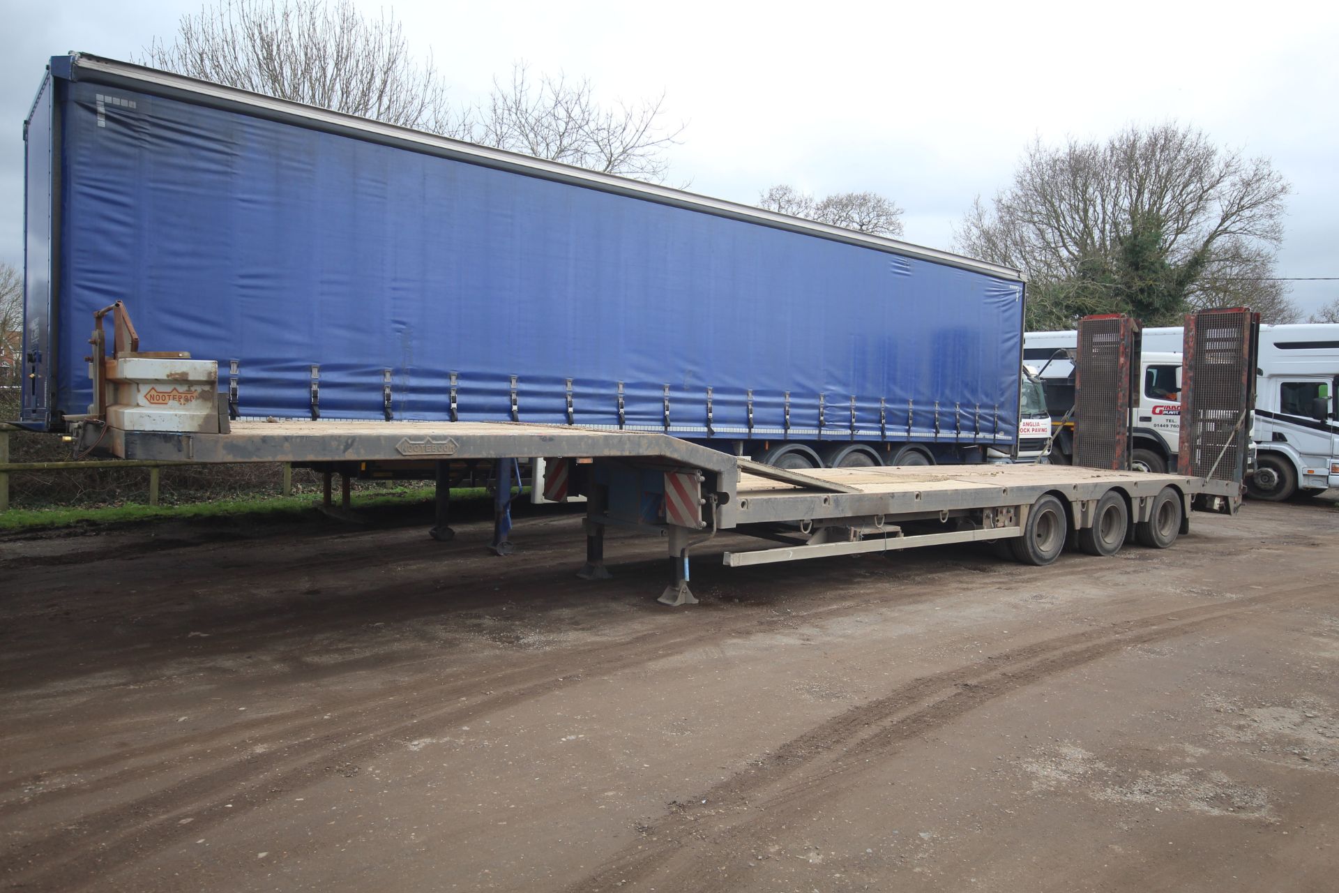 Nooteboom OSDS-41-03 38T 14.2m tri-axle low loader trailer. Registration C300731. Date of first