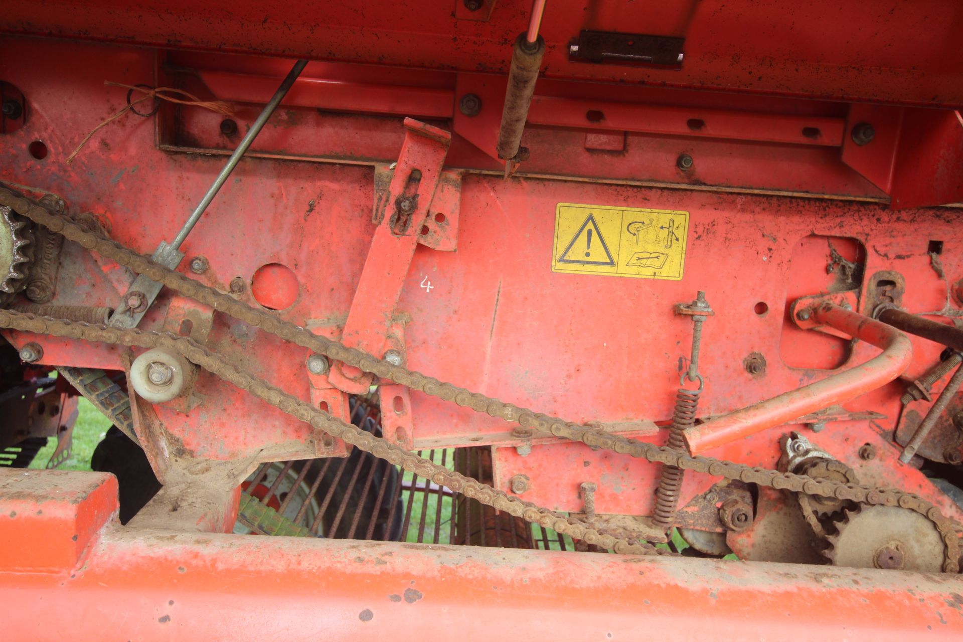 Grimme DL1700 Variant carrot/ onion harvester. With star cleaners. Control Box held. V - Image 60 of 61