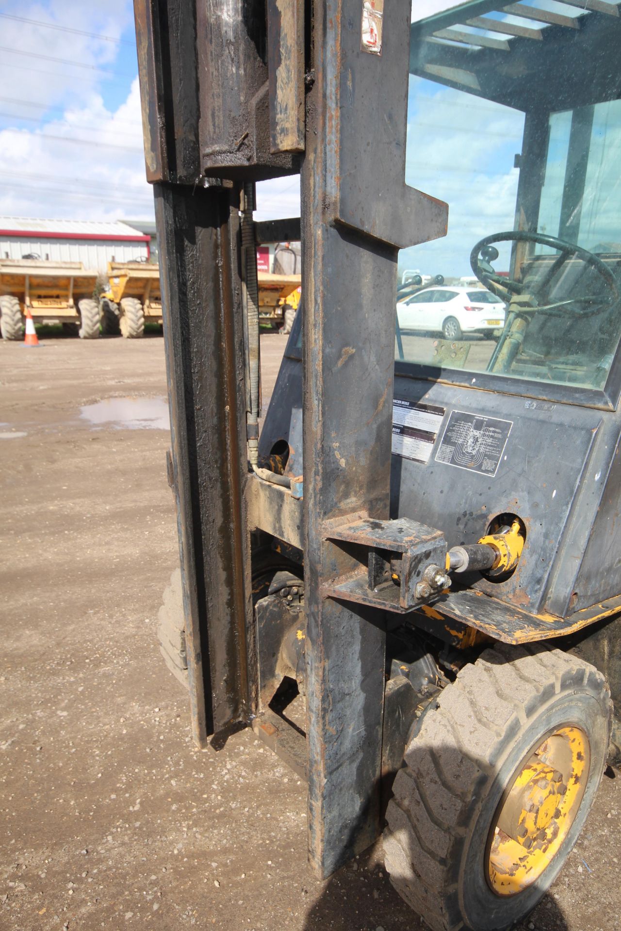 Lancer Boss RX25L 2.5T gas yard forklift. 7,027 hours. With Nissan engine and triplex mast. Key - Image 50 of 53