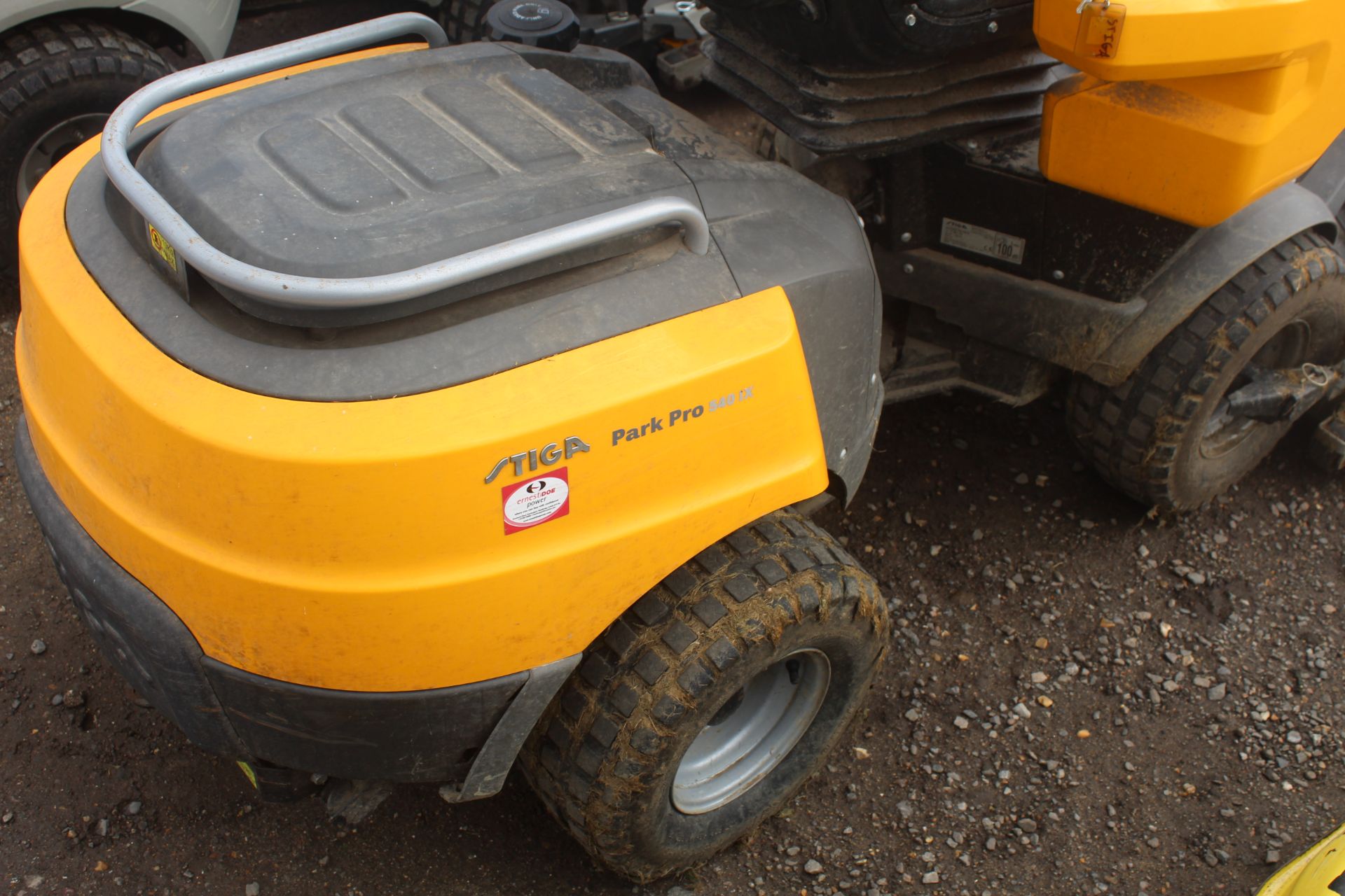 Stiga Park Pro 540 IX hydrostatic 4WD out-front mower. 2015. 274 hours. With Honda petrol engine, - Image 17 of 25