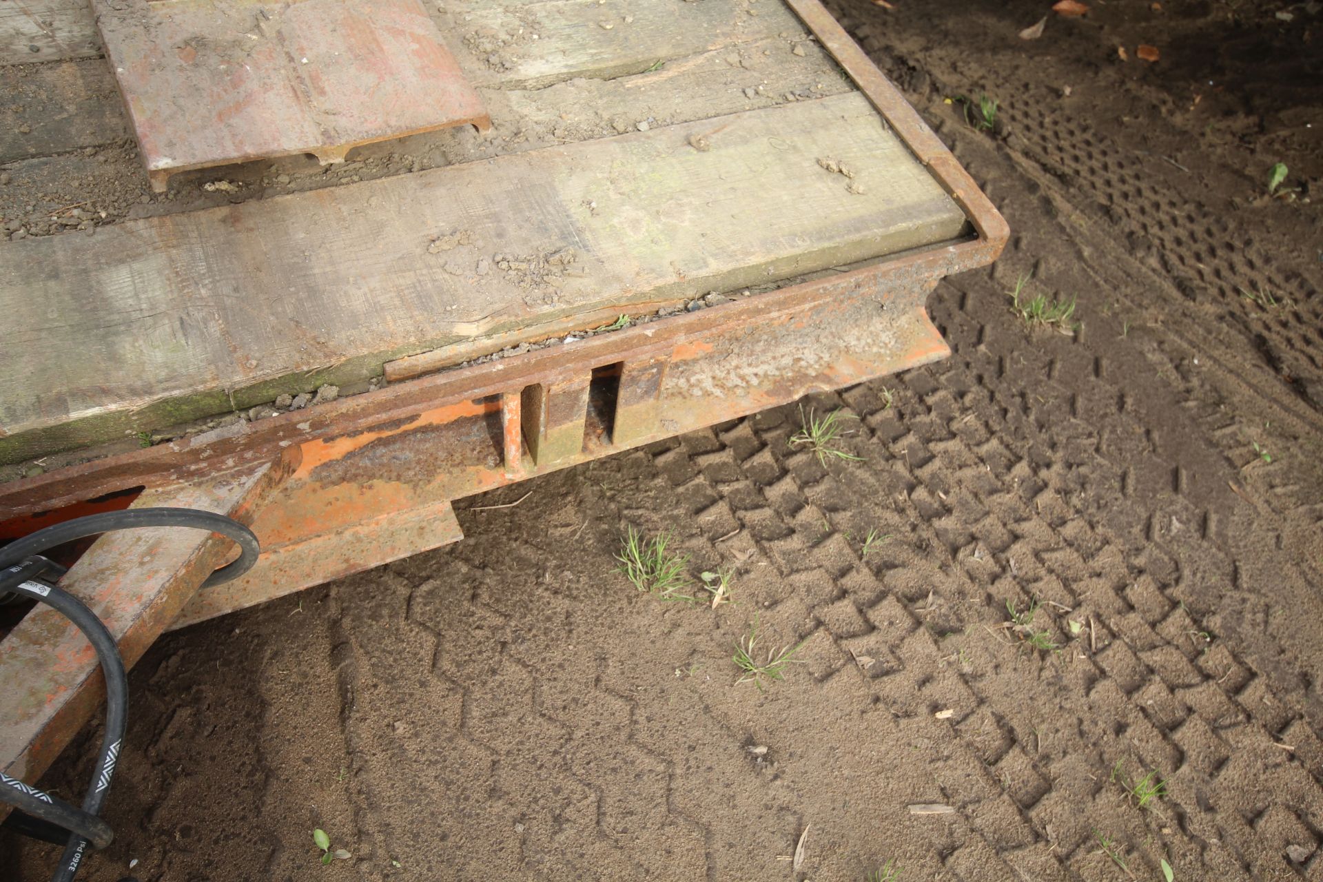 Brian Legg 8T single axle low loader. With lights, hydraulic brakes and ramps. - Image 7 of 15