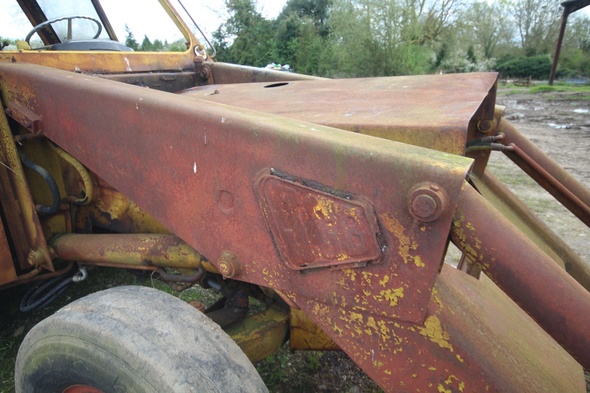 JCB 3C II 2WD backhoe loader. Registration Q106 EPV. With two rear buckets. Vendor reports that - Image 18 of 85