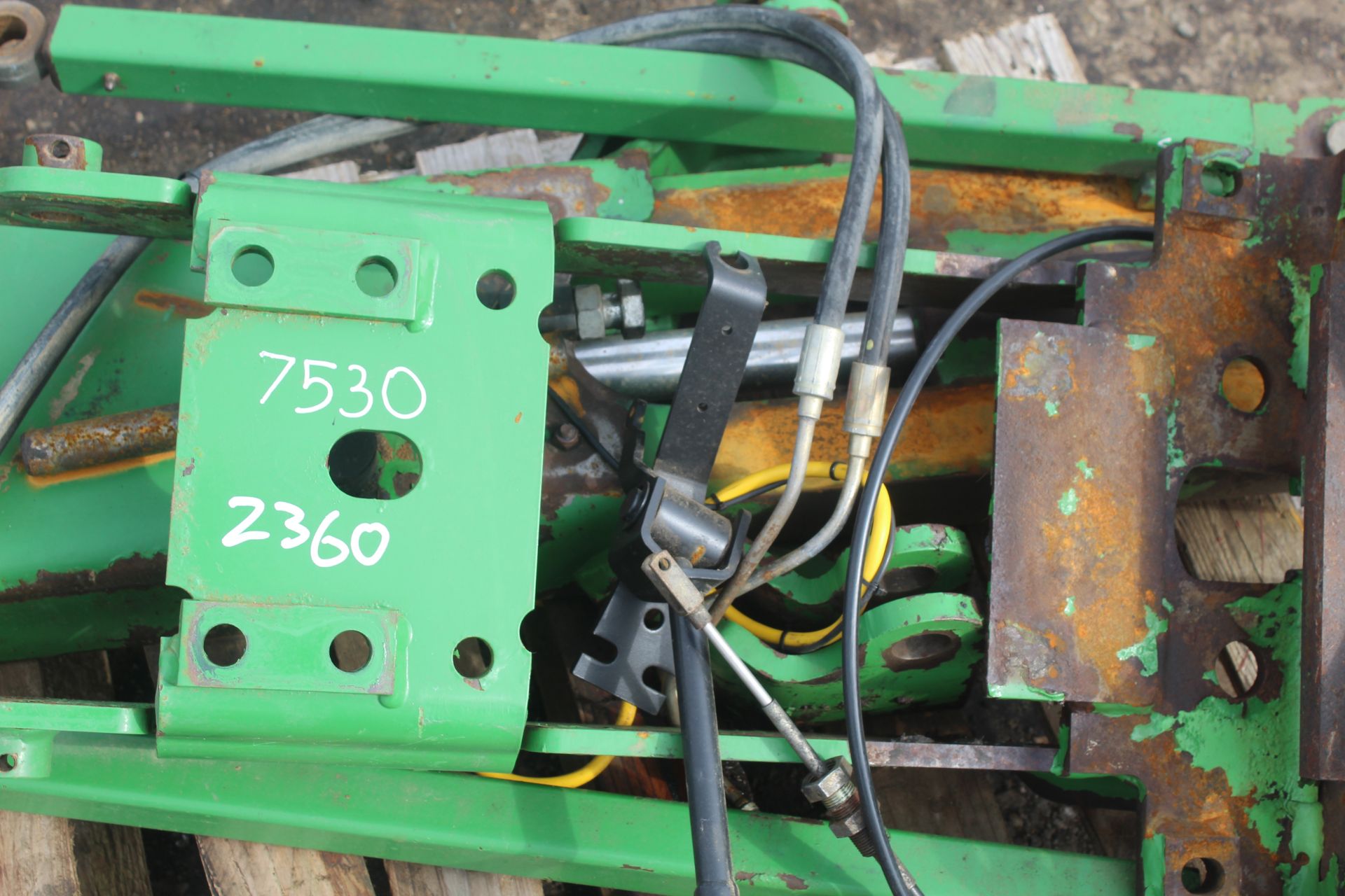 John Deere 7530 pick-up hitch. V - Image 3 of 9