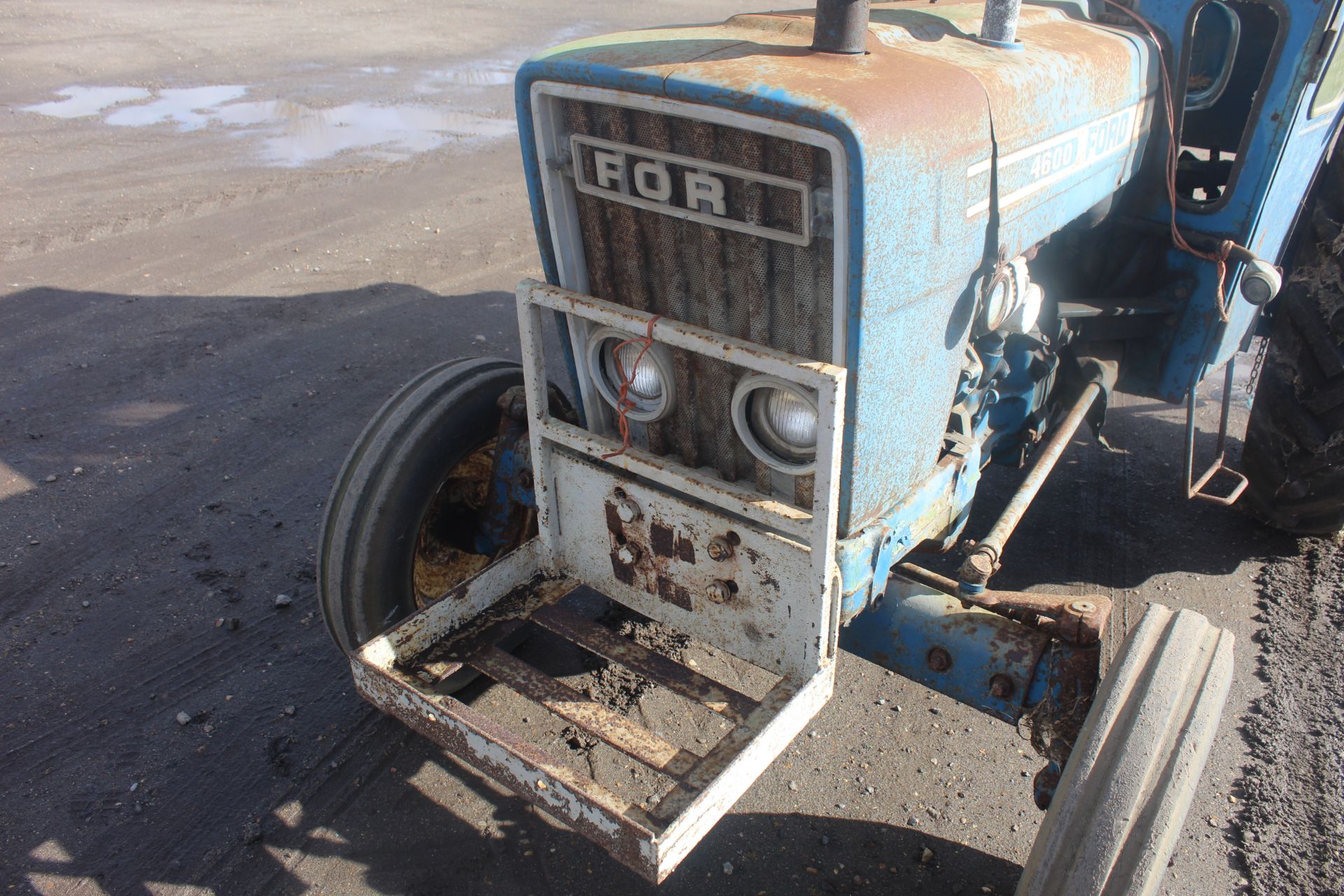 Ford 4600 2WD tractor. Registration MPV 963P. Date of first registration 01/03/1976. Serial number - Image 5 of 42