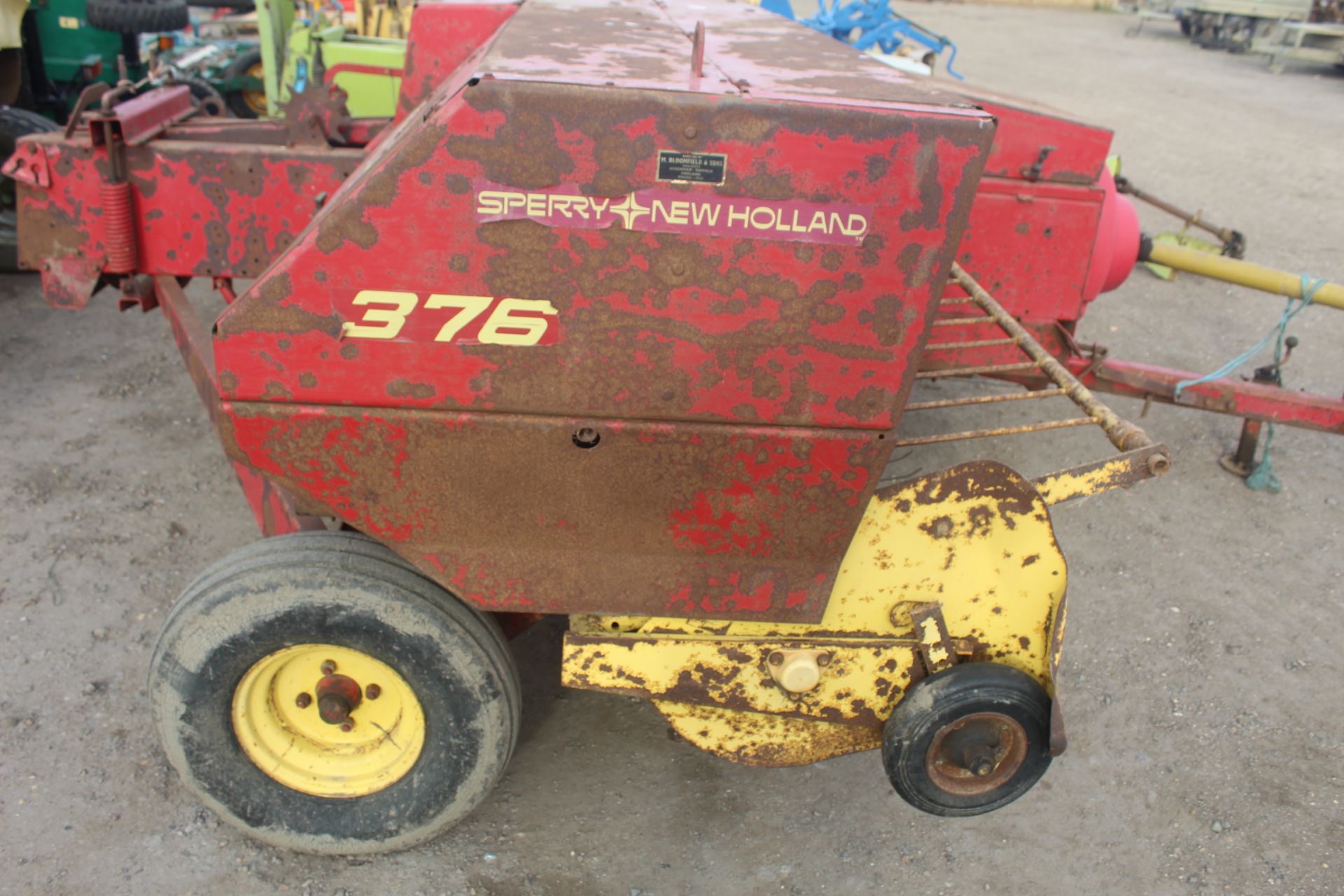 New Holland 376 conventional baler. From a Local Deceased Estate. Manual held. - Image 10 of 22