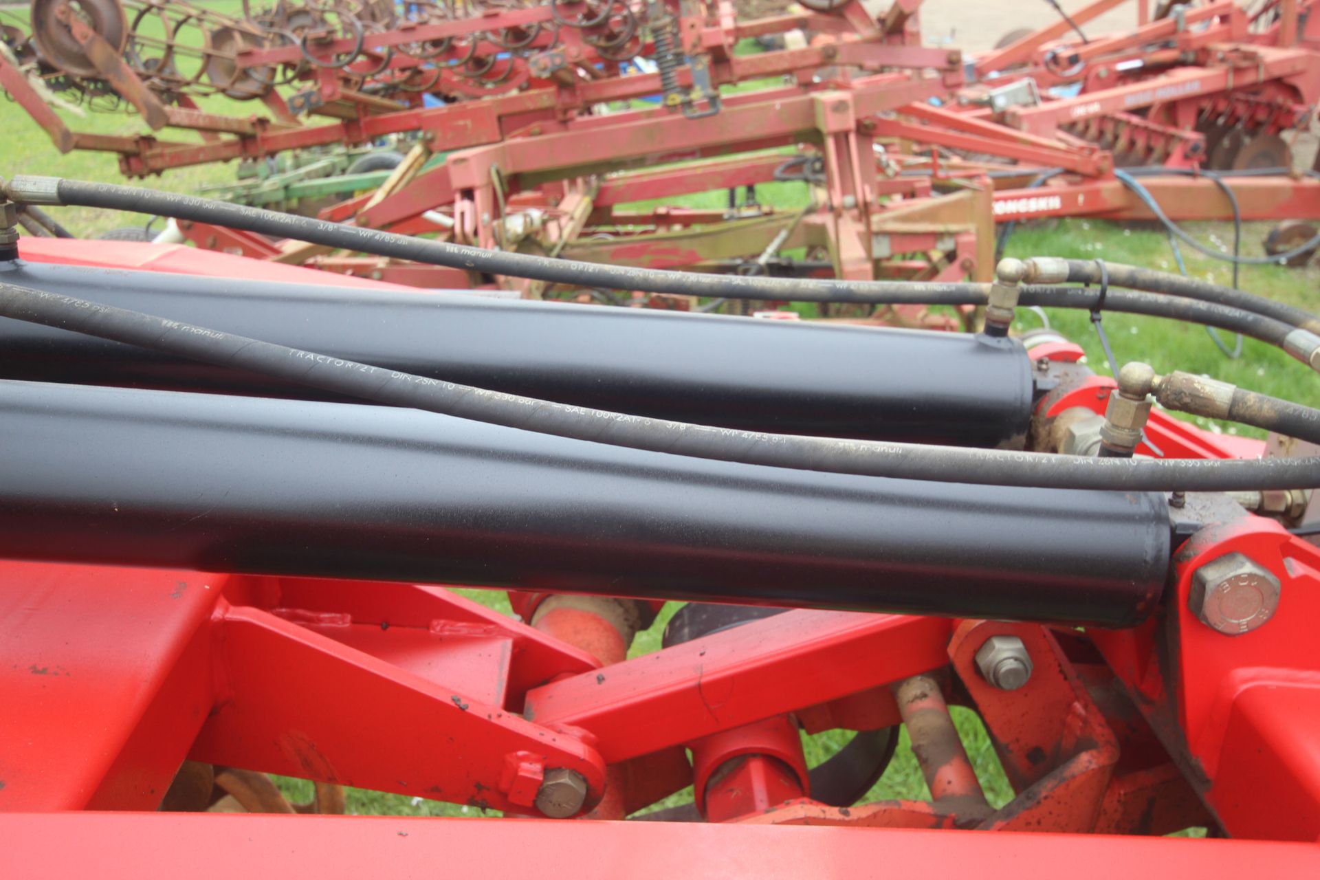 Vaderstad 4.5m Rexius Twin 450. With sprung legs, levelling paddles and double cast iron rings. - Image 10 of 48