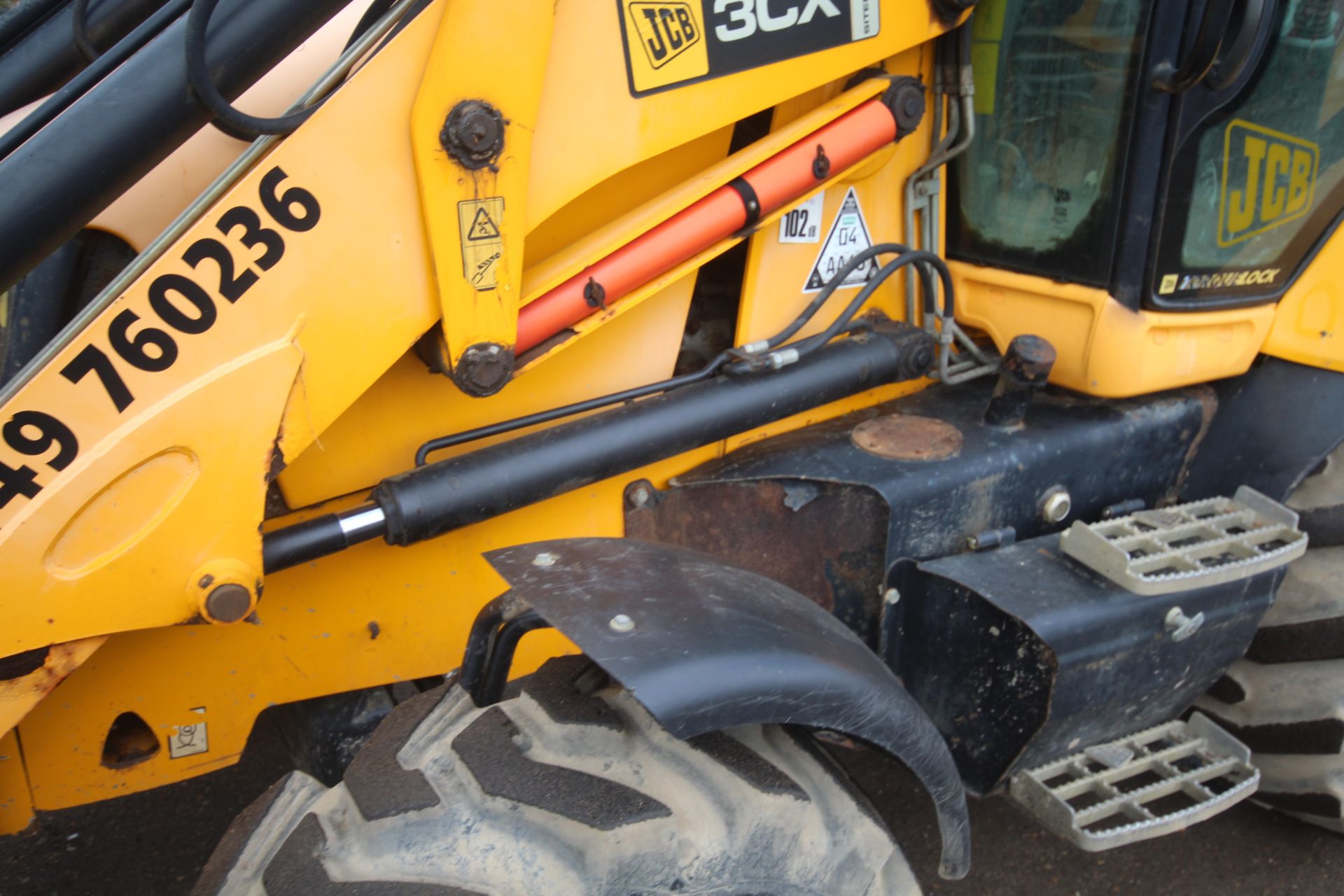 JCB P21 3CX Sitemaster backhoe loader. Registration HF59 CZV. Date of first registration 01/09/2009. - Image 17 of 76