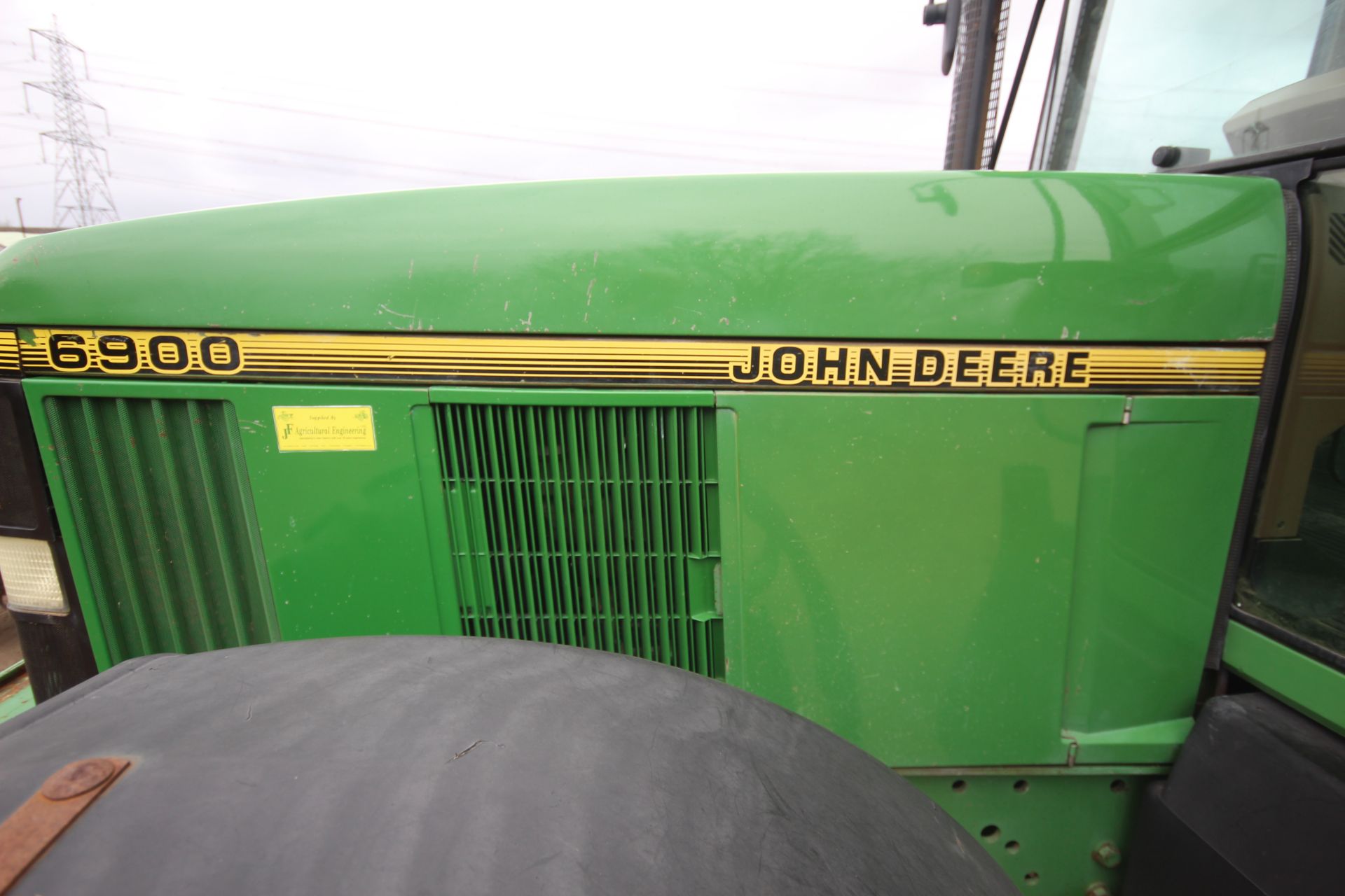 John Deere 6900 4WD tractor. Registration R952 LEL. Date of first registration 01/08/1997. 11,230 - Image 18 of 76