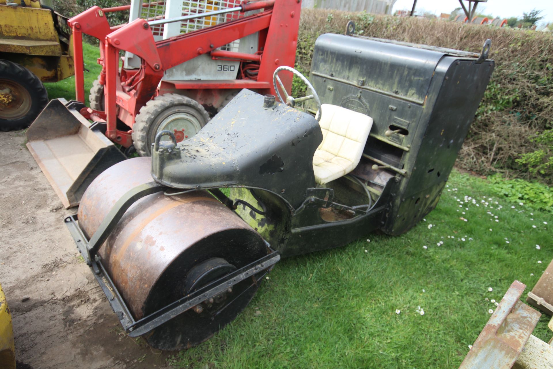 Stothert & Pitt Vibroll 32RD MK1 two drum ride-on roller. With vibrating rear drum and Lister diesel - Bild 2 aus 22