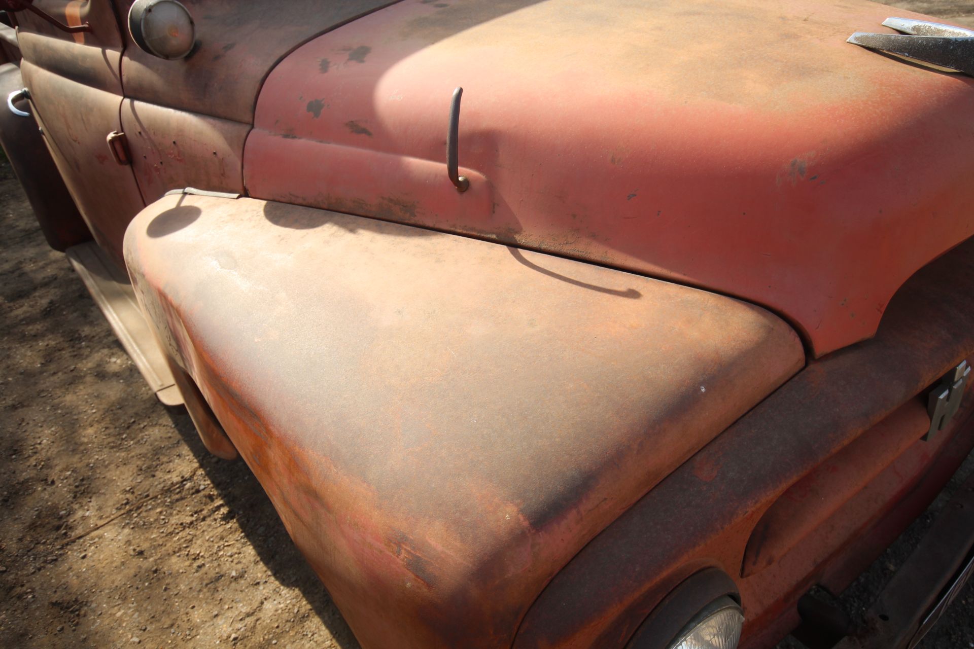 International R100 petrol pick-up. Registration 161 XVY. 1954. Vendor reports a lot of - Image 8 of 54