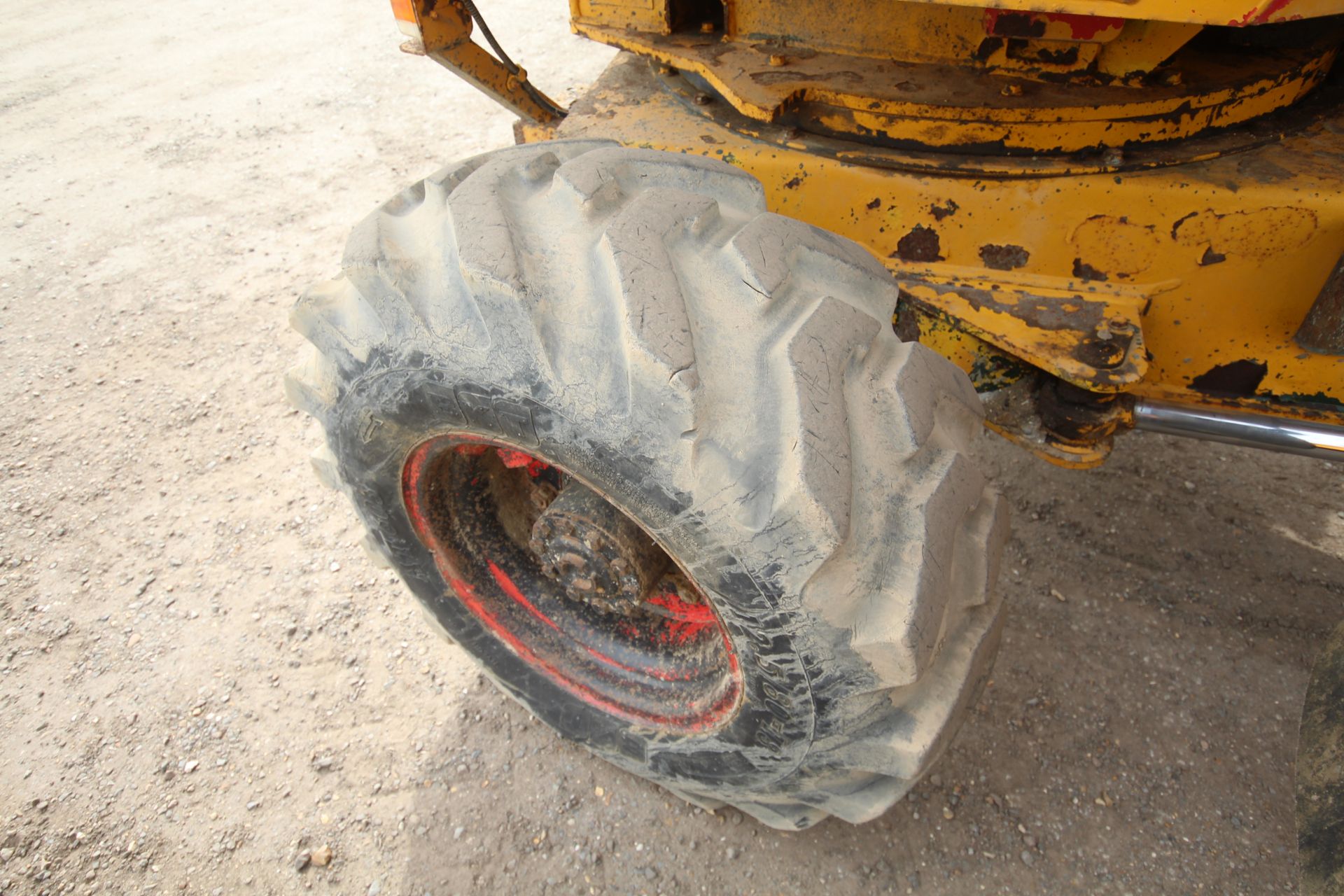 Thwaites 5T 4WD swivel tip dumper. 2003. 3,330 hours. Serial number SLCM355ZZ35.A3194. 12.5/80-18 - Image 26 of 37