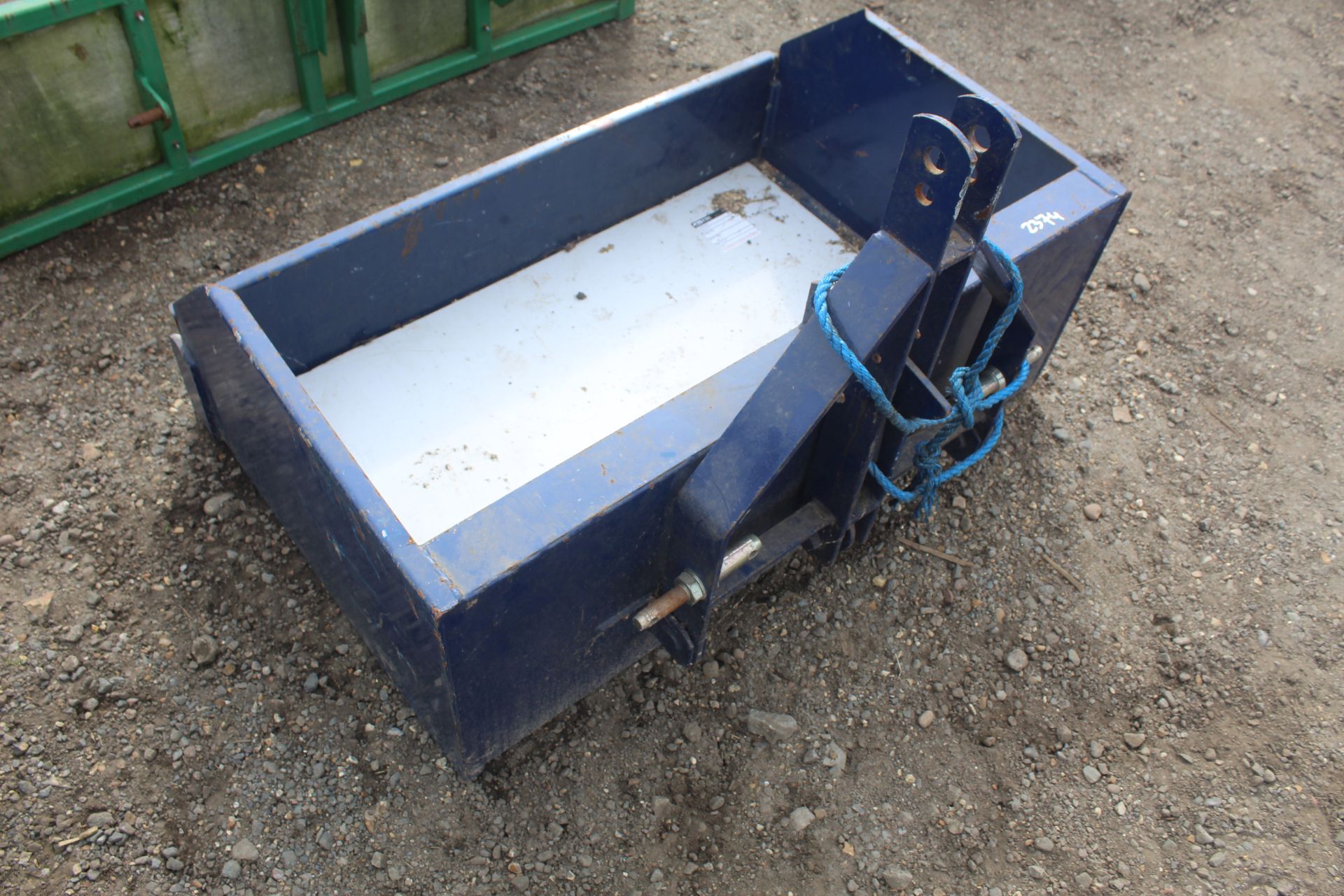 Beaco tipping transport box. - Image 8 of 8