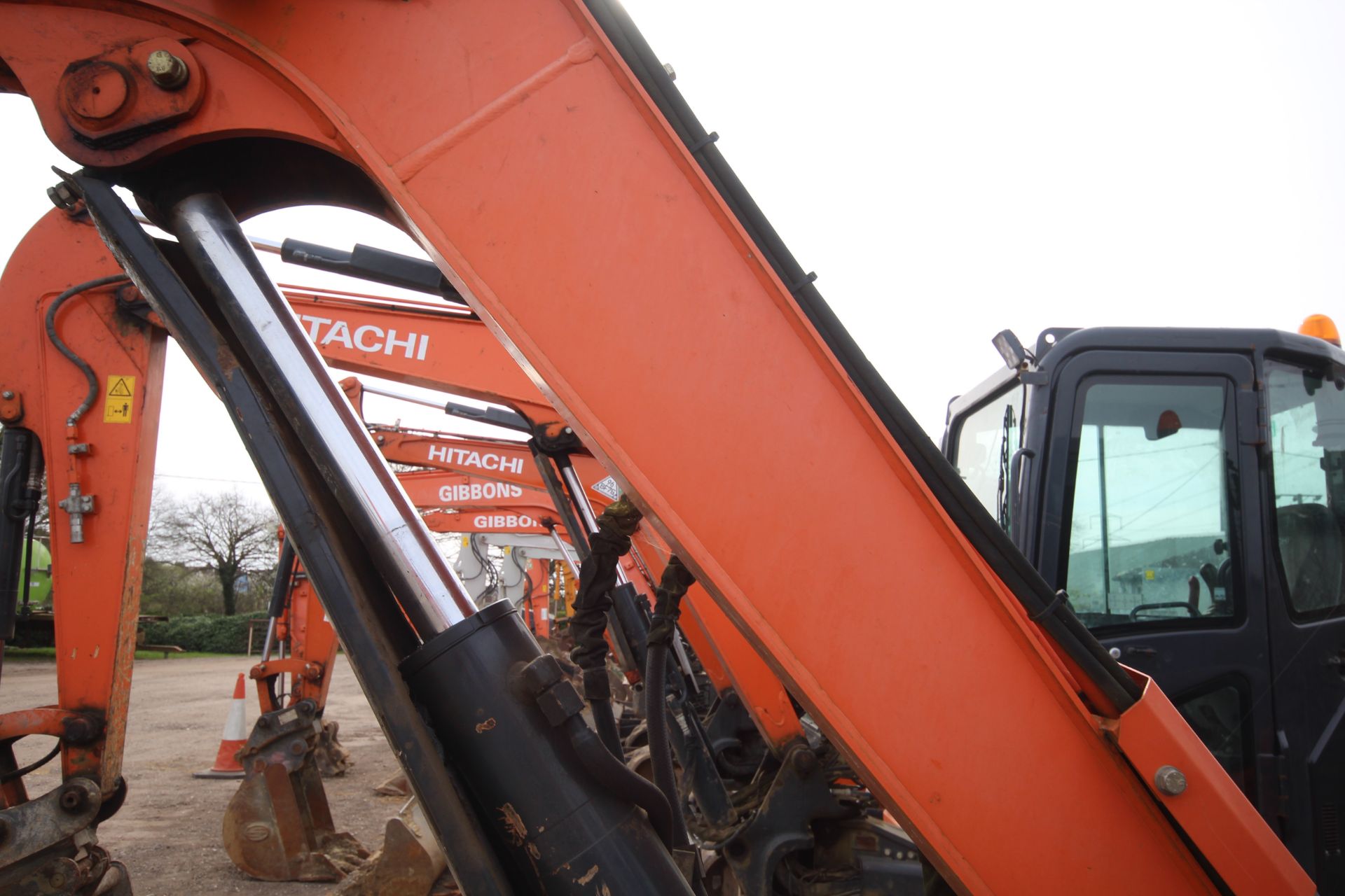 Hitachi Z-Axis 52U-3 CLR 5T rubber track excavator. 2013. 5,066 hours. Serial number HCM - Image 41 of 71