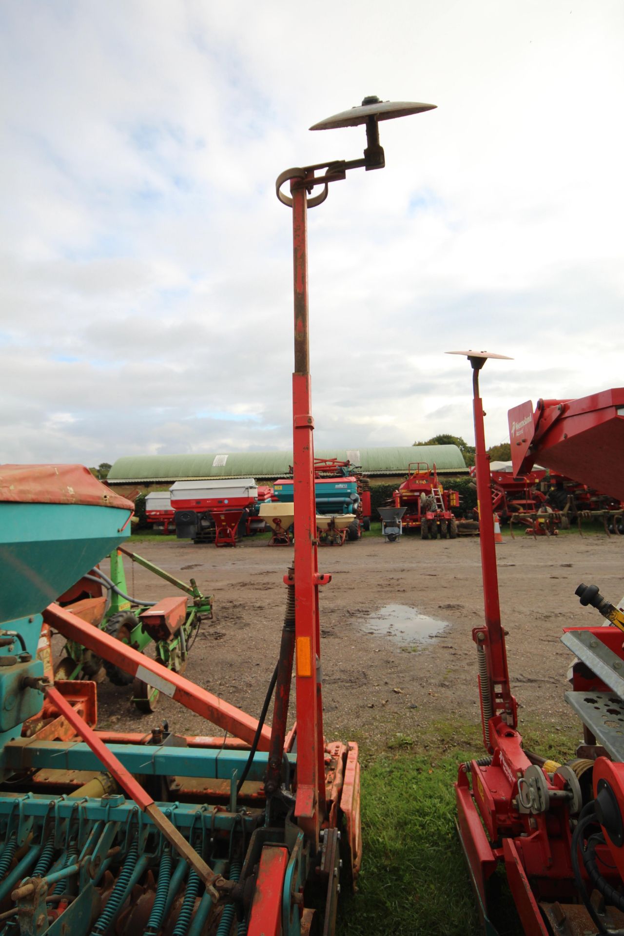 Maschio/ Sulky drill 4m combination. Comprising Maschio DM4000 power harrow coupled to Sulky SPI - Image 14 of 37