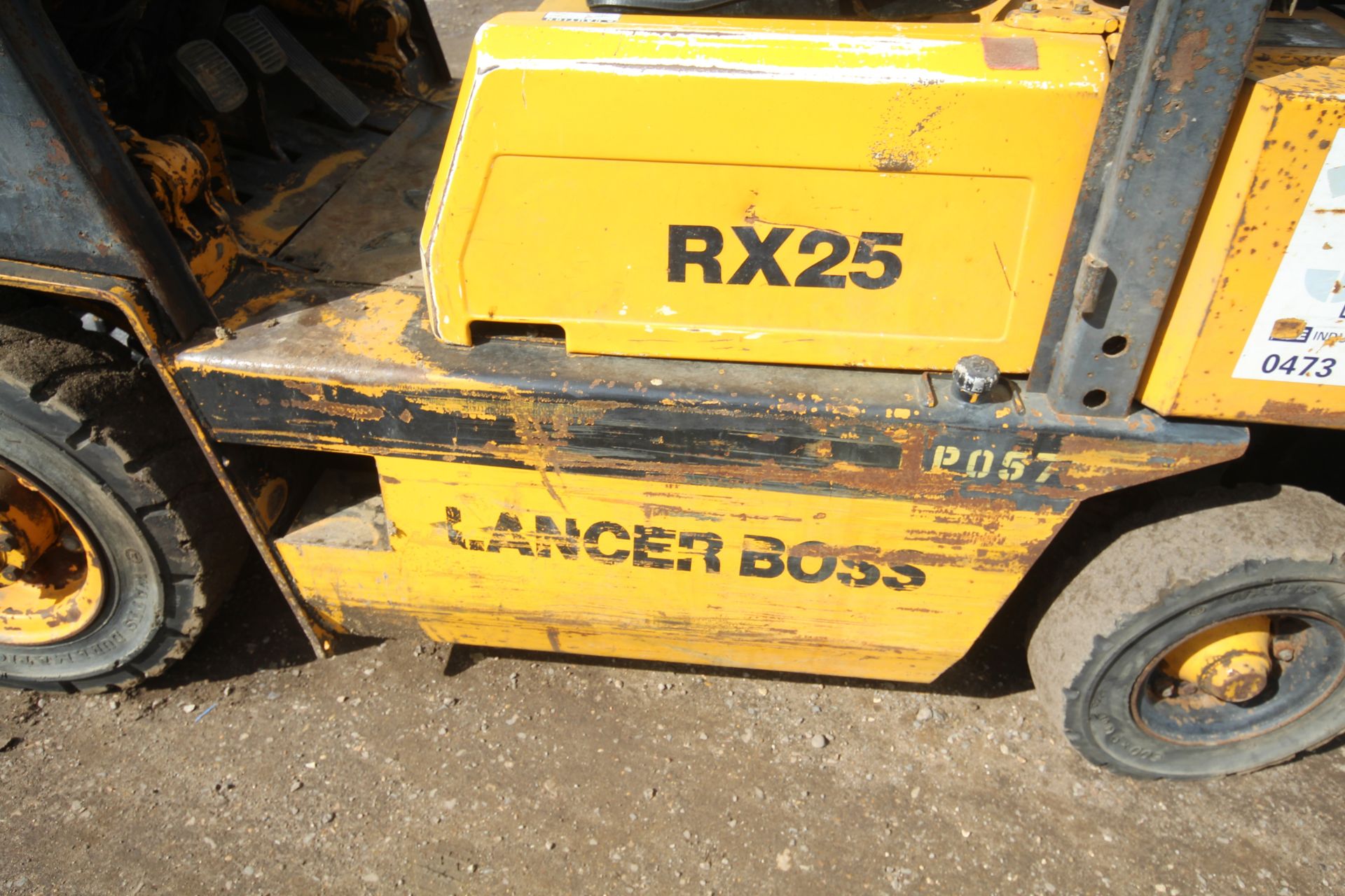 Lancer Boss RX25L 2.5T gas yard forklift. 7,027 hours. With Nissan engine and triplex mast. Key - Image 29 of 53