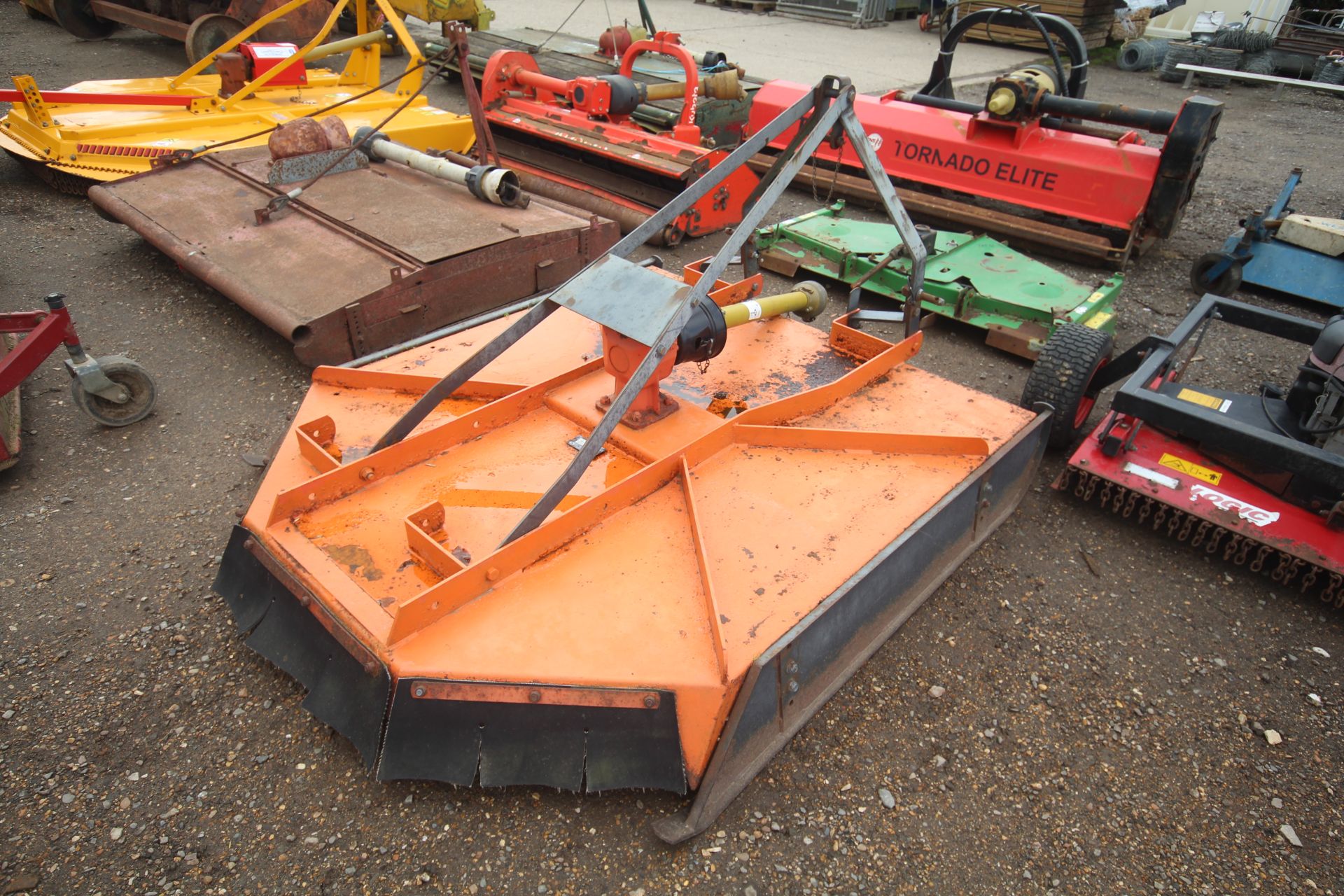 Kuhn skid mounted 5ft topper. - Image 2 of 9