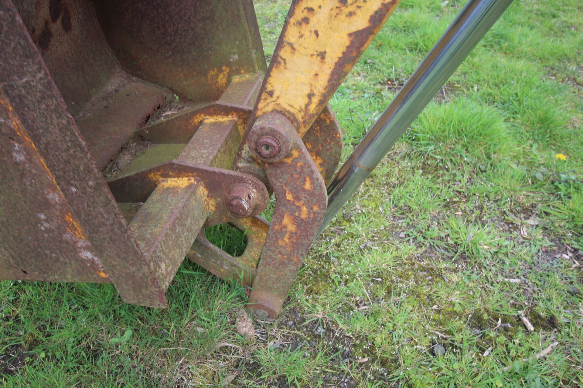 International Harvester 260A 2WD backhoe loader. Registration CWJ 891T (no paperwork). Date of first - Bild 49 aus 104