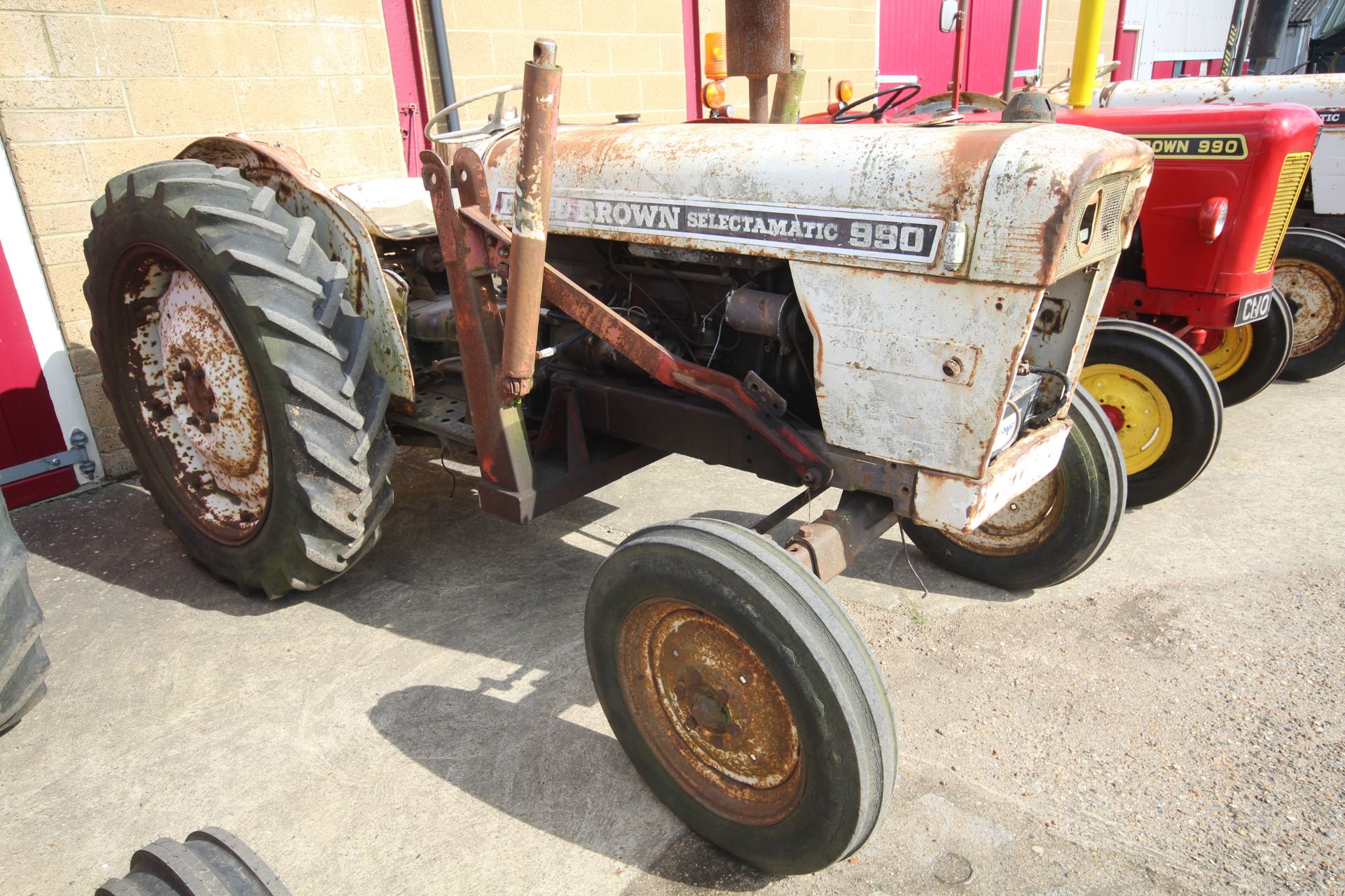 David Brown 990 Selectamatic 2WD tractor. Vendor reports that it starts runs and drives but requires - Image 2 of 45