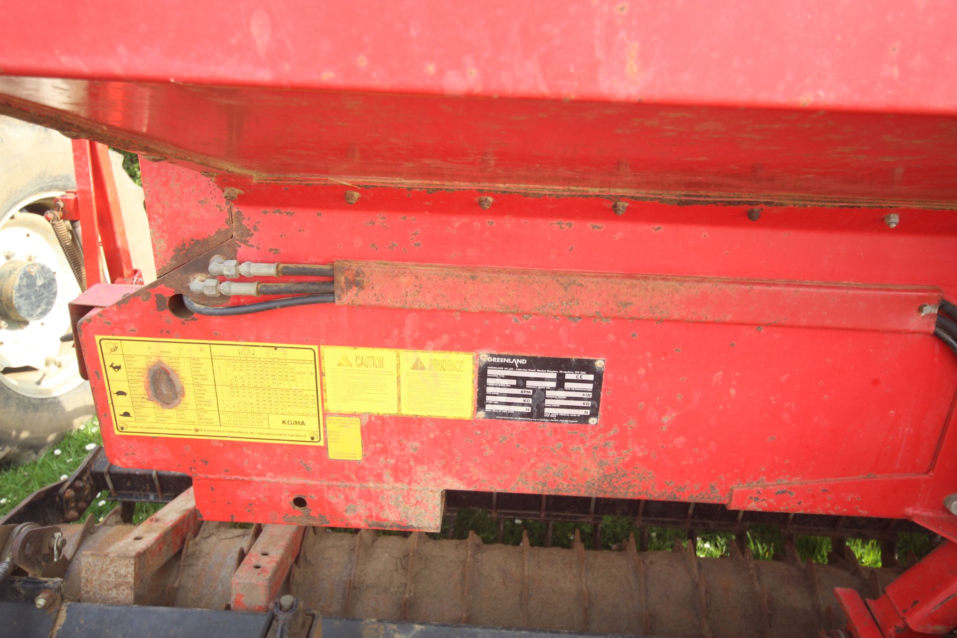 Maschio 4m power harrow. With packer. Piggybacked with Vicon LZ505 Suffolk coulter drill. 1995. With - Image 46 of 52