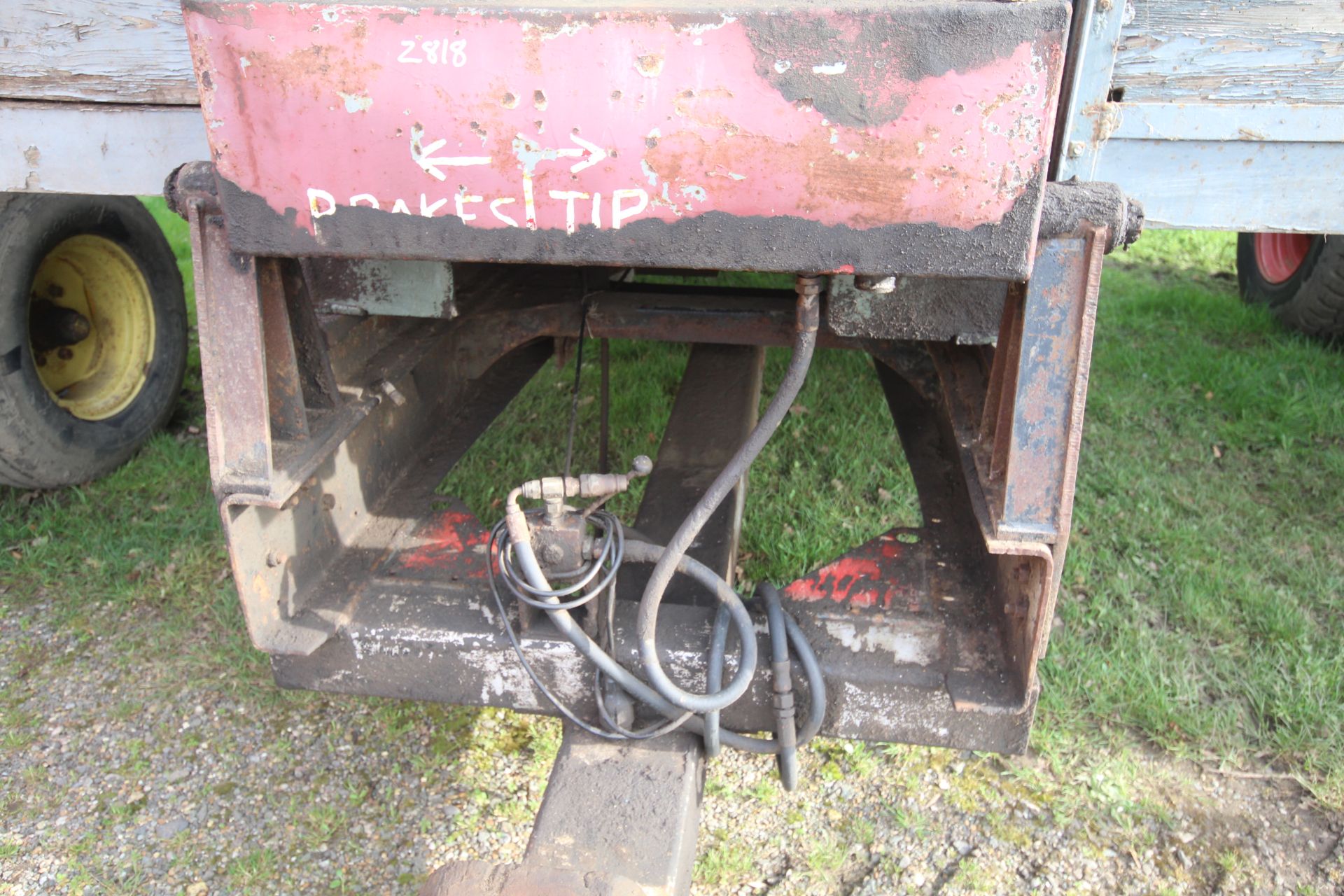 10T single axle lorry conversion wooden sided tipping trailer. - Image 7 of 25