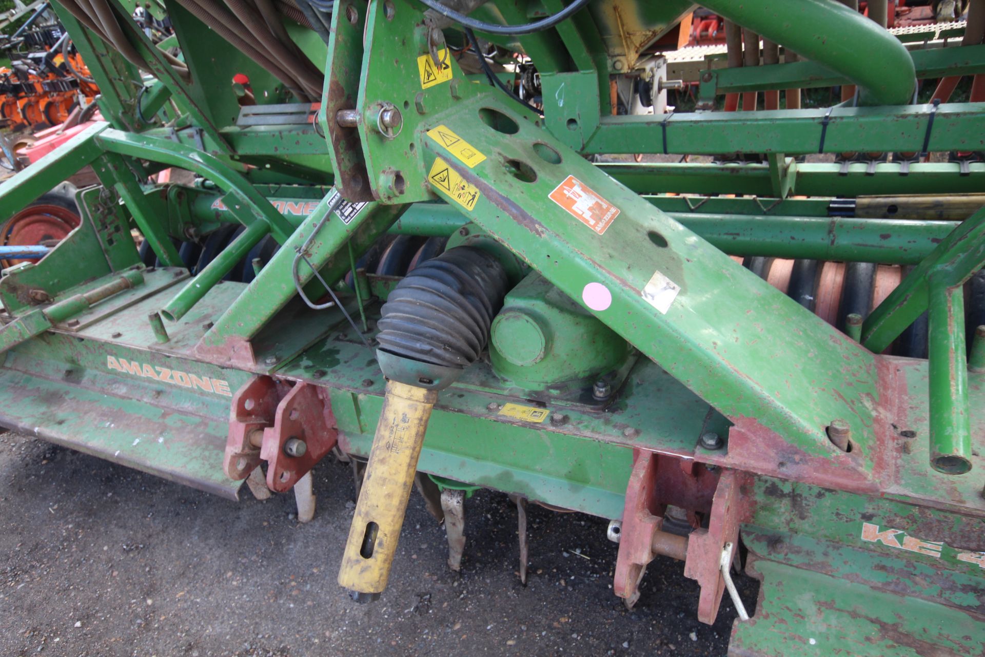 Amazone KE403 4m combination drill. 2005. With disc coulters, pre-em and tramlime. Manual, Control - Image 5 of 44