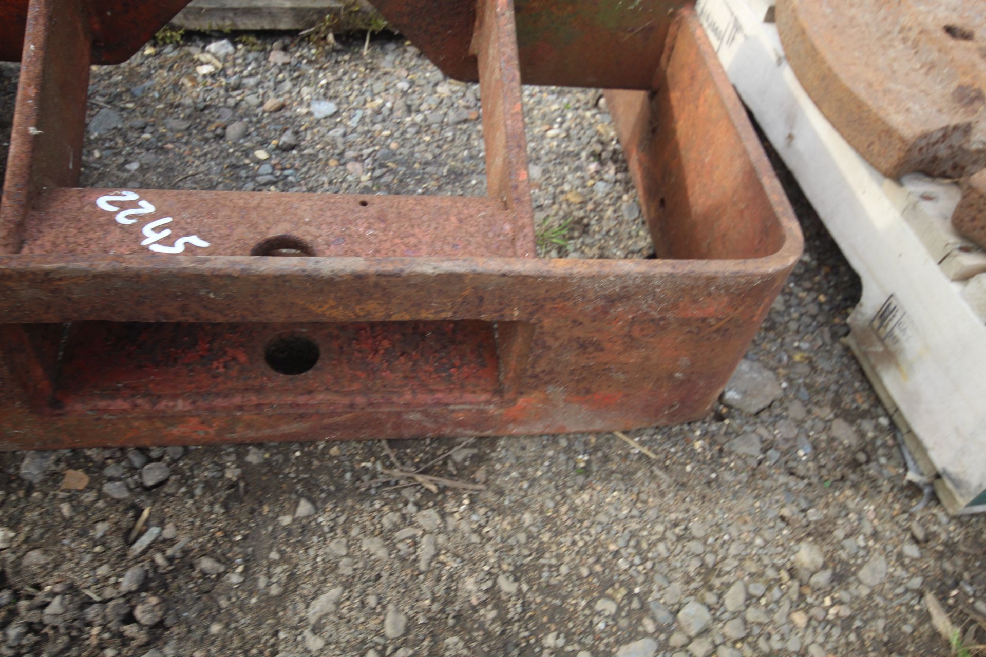 Massey Ferguson 165 weight carrier. - Image 5 of 5