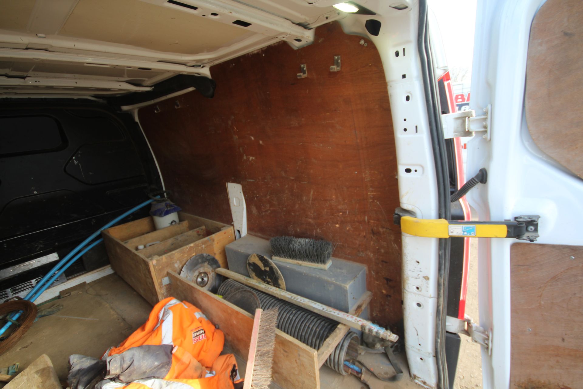 Ford Transit Custom 290 2L diesel manual van. Registration YE17 YYX. Date of first registration 31/ - Image 49 of 56