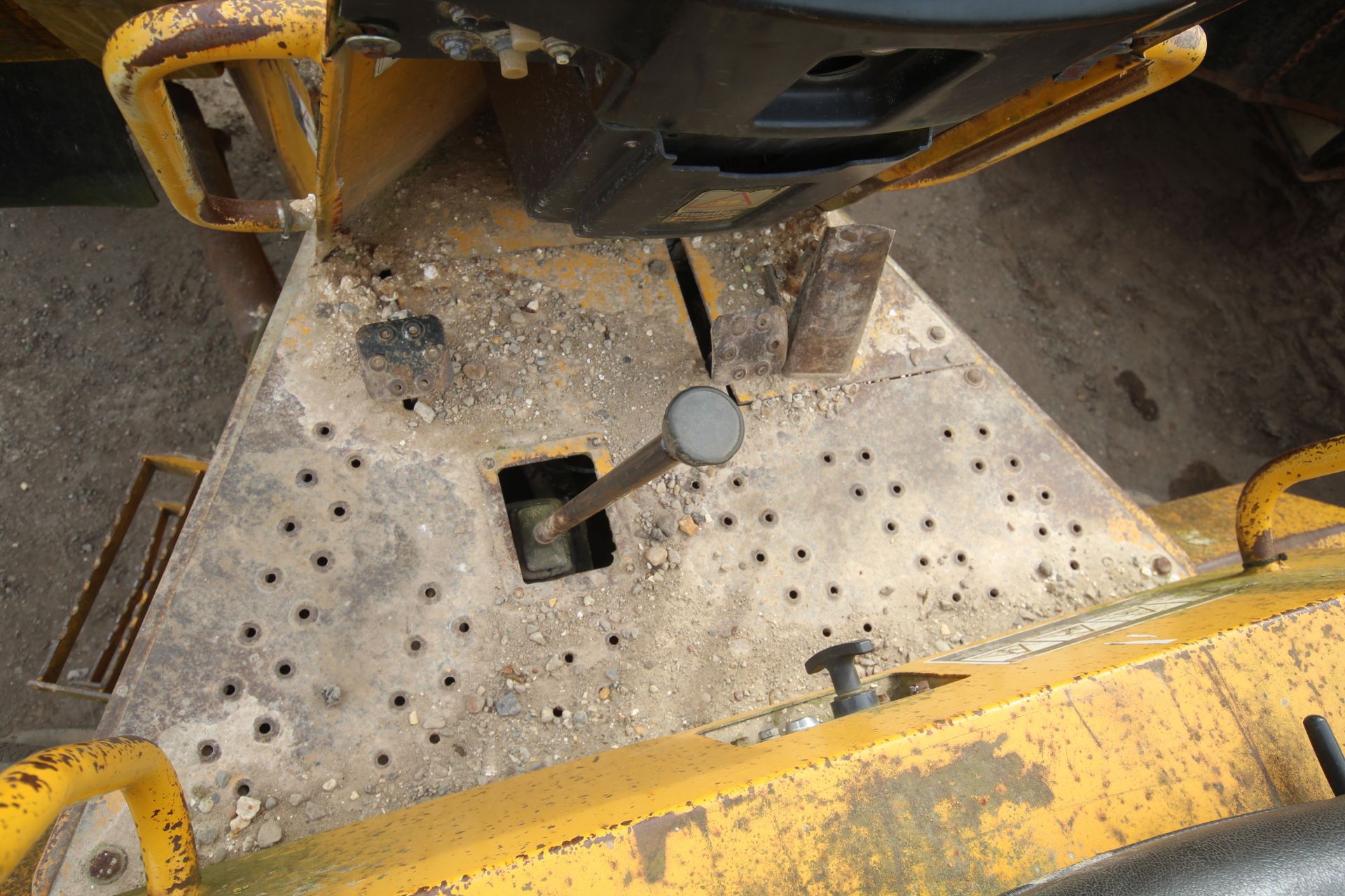 Thwaites 9T 4WD dumper. 2005. Unknown hours. Serial number SLCM39022507A6719. 500/60-22.5 wheel - Image 26 of 32