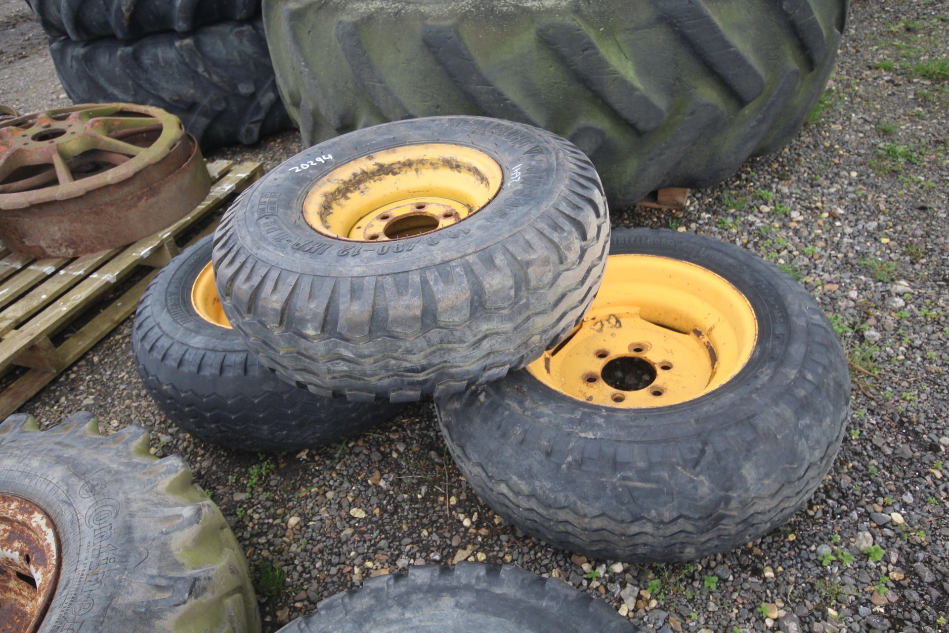 3x trailer wheels and tyres. V