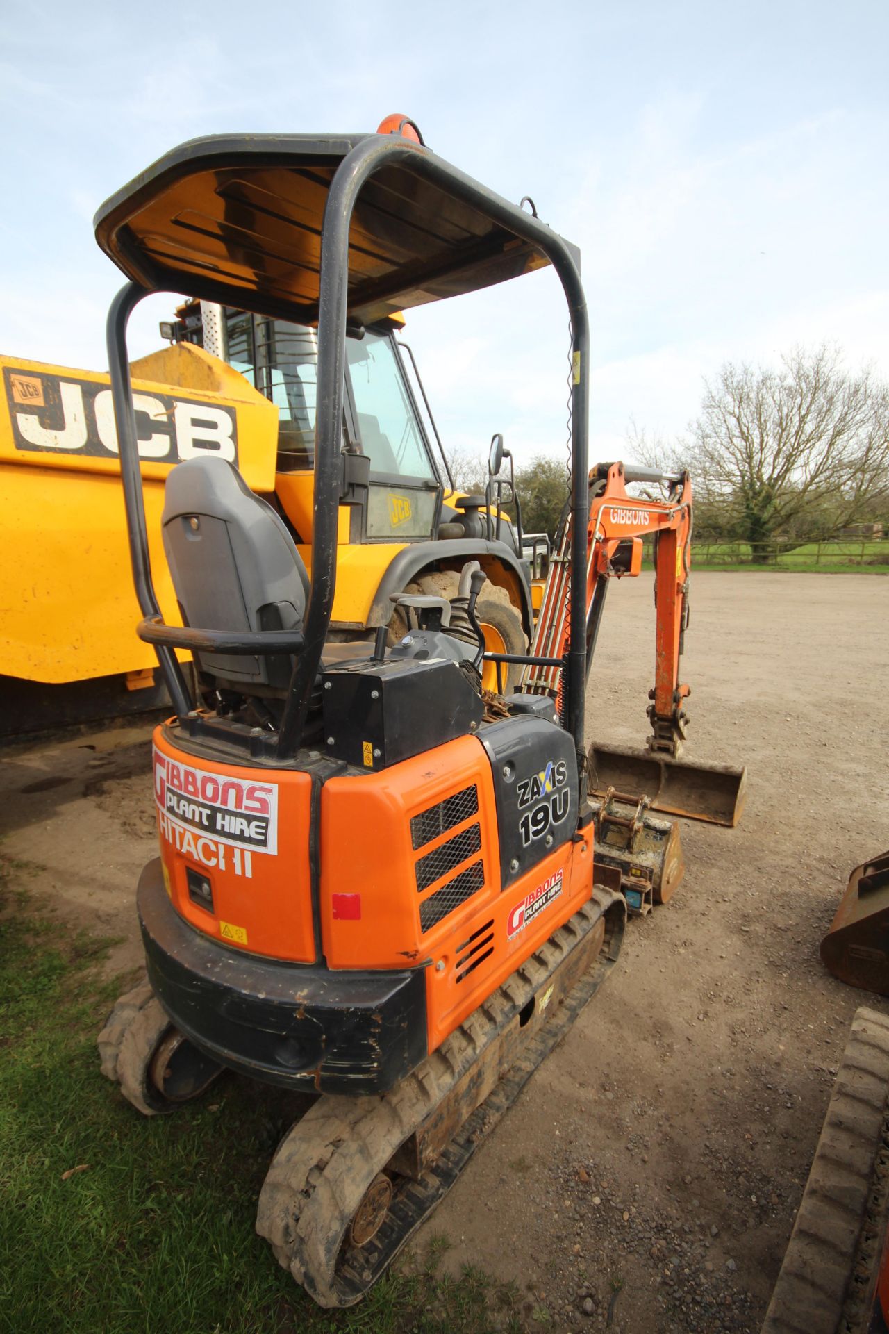 Hitachi Z-Axis 19U 1.9T rubber track excavator. 2019. 1,251 hours. Serial number HCM ABD5ZA00024192. - Image 4 of 46