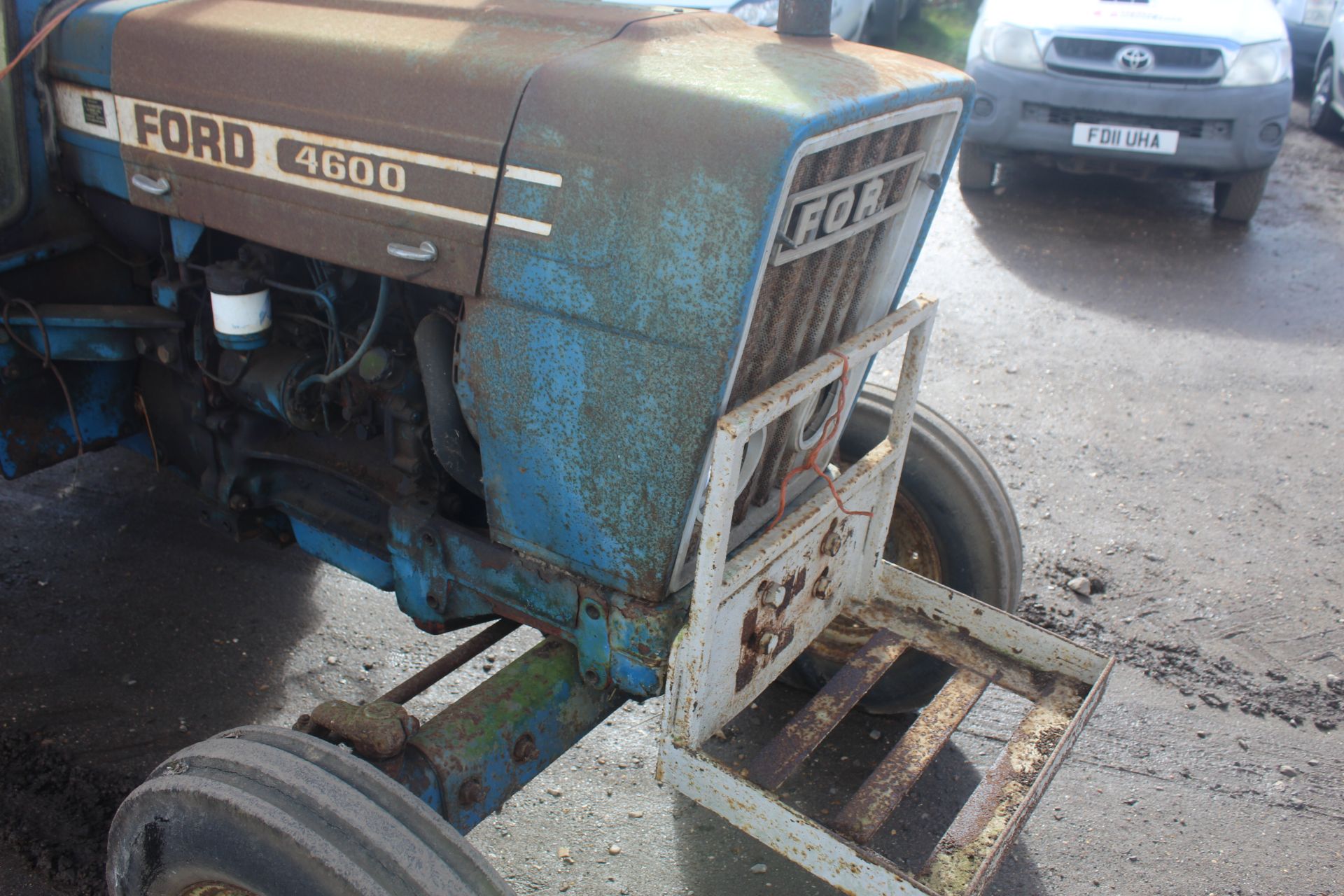 Ford 4600 2WD tractor. Registration MPV 963P. Date of first registration 01/03/1976. Serial number - Image 35 of 42