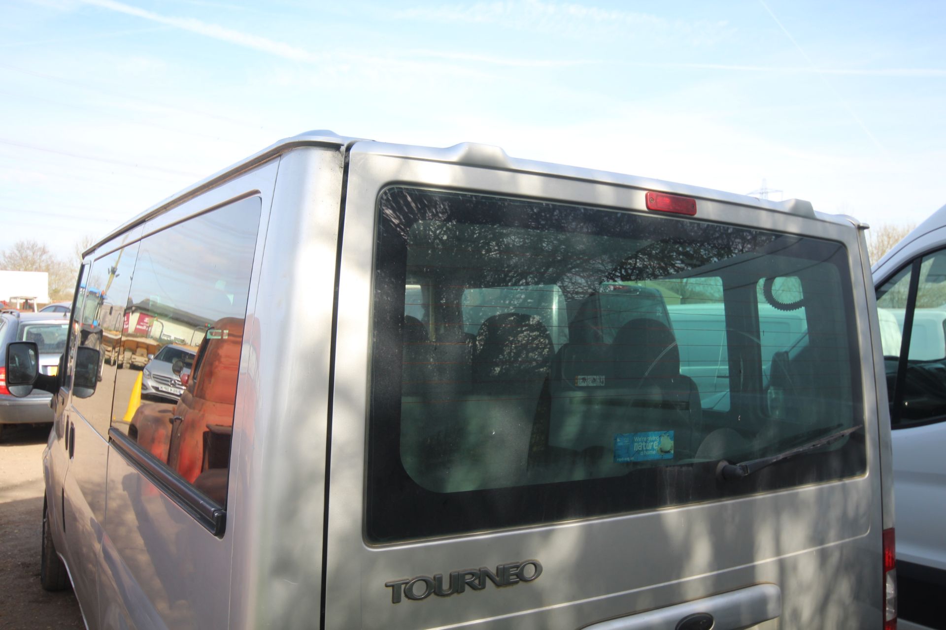 Ford Transit Tourneo 8 seater minibus. Registration GJ08 FAU. Date of first registration 18/03/2008. - Bild 20 aus 54