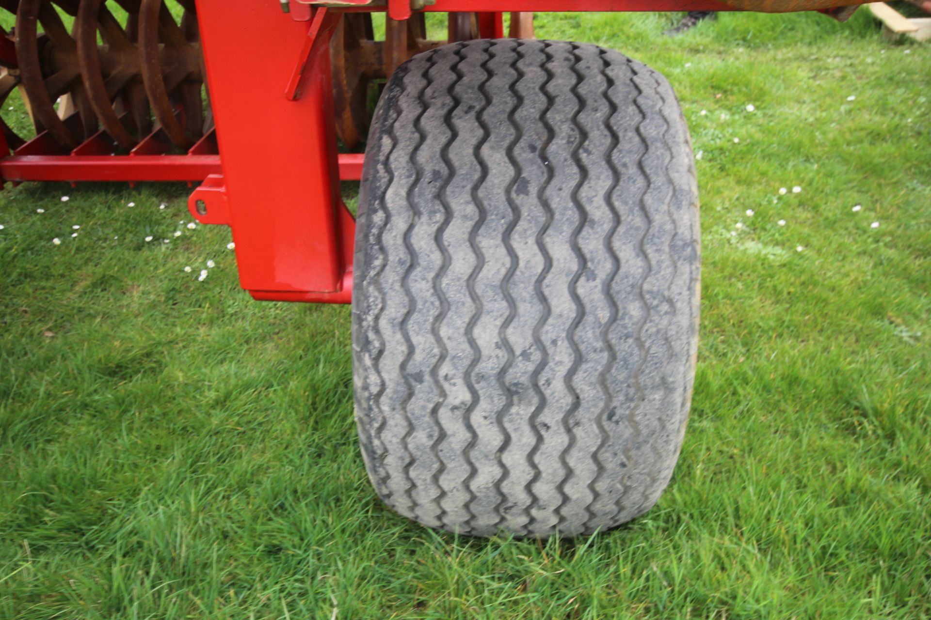 Vaderstad 4.5m Rexius Twin 450. With sprung legs, levelling paddles and double cast iron rings. - Image 21 of 48